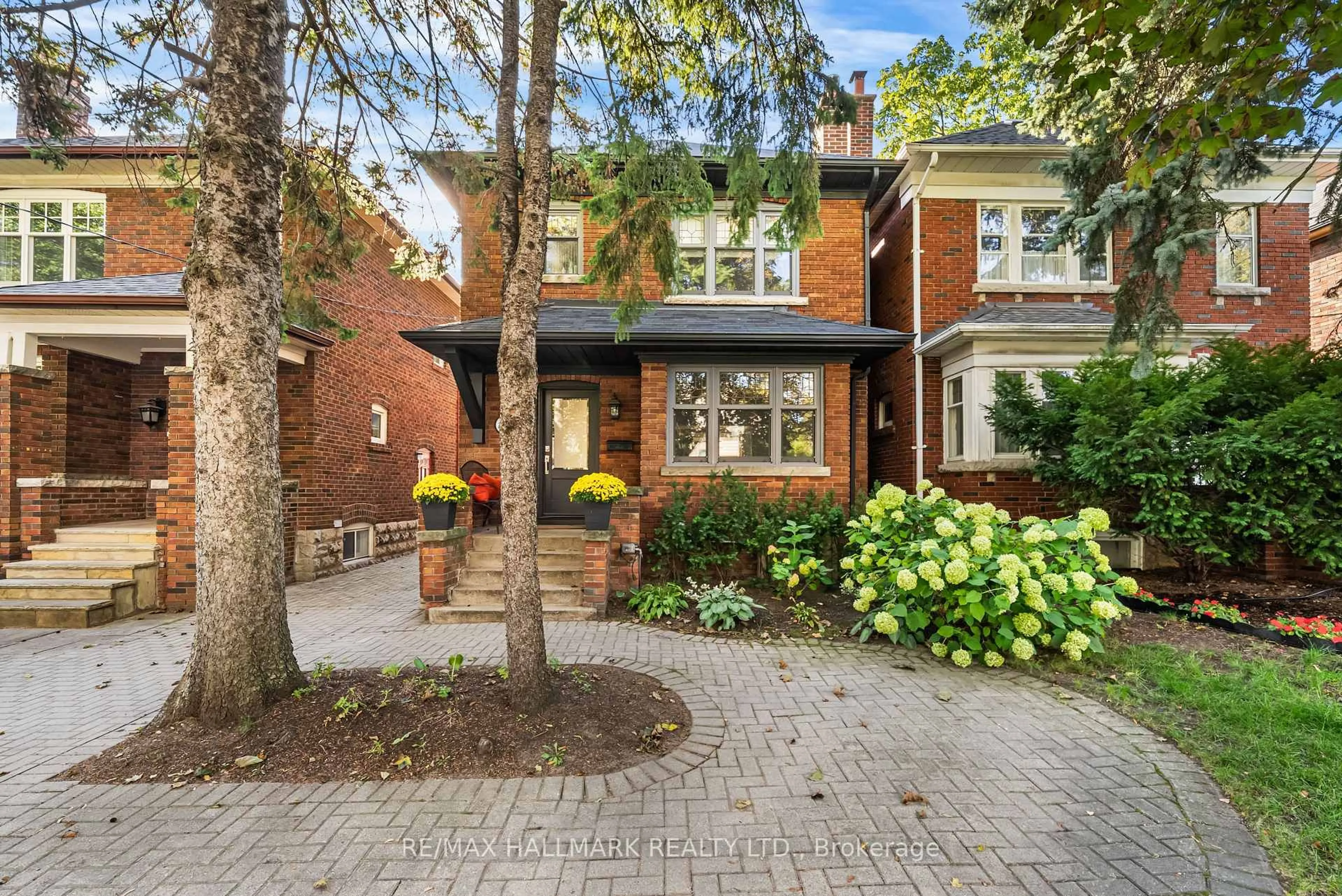 Home with brick exterior material, street for 24 Ronan Ave, Toronto Ontario M4N 2X9