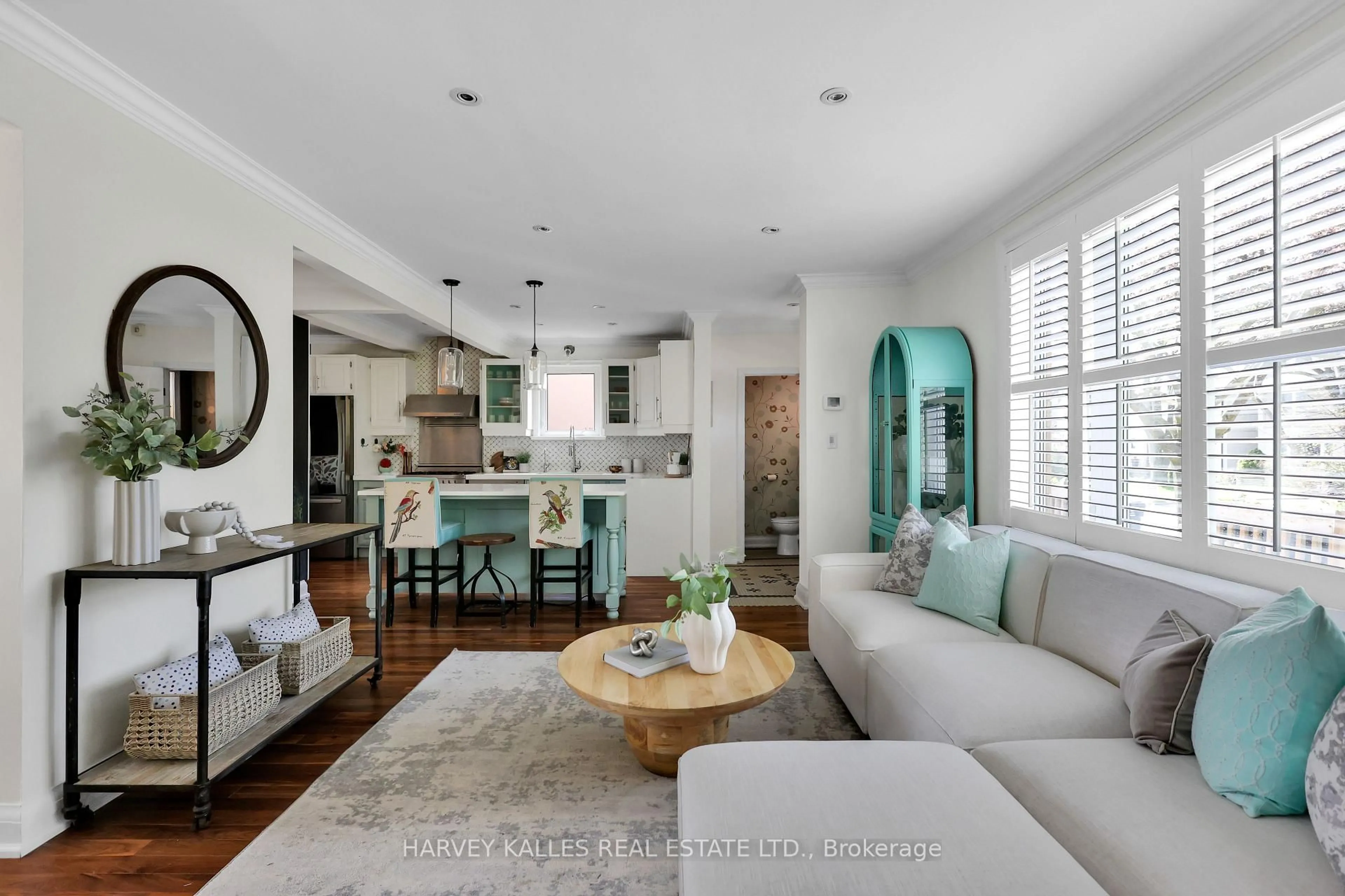 Open concept kitchen, unknown for 5 Gwendolen Ave, Toronto Ontario M2N 1A1