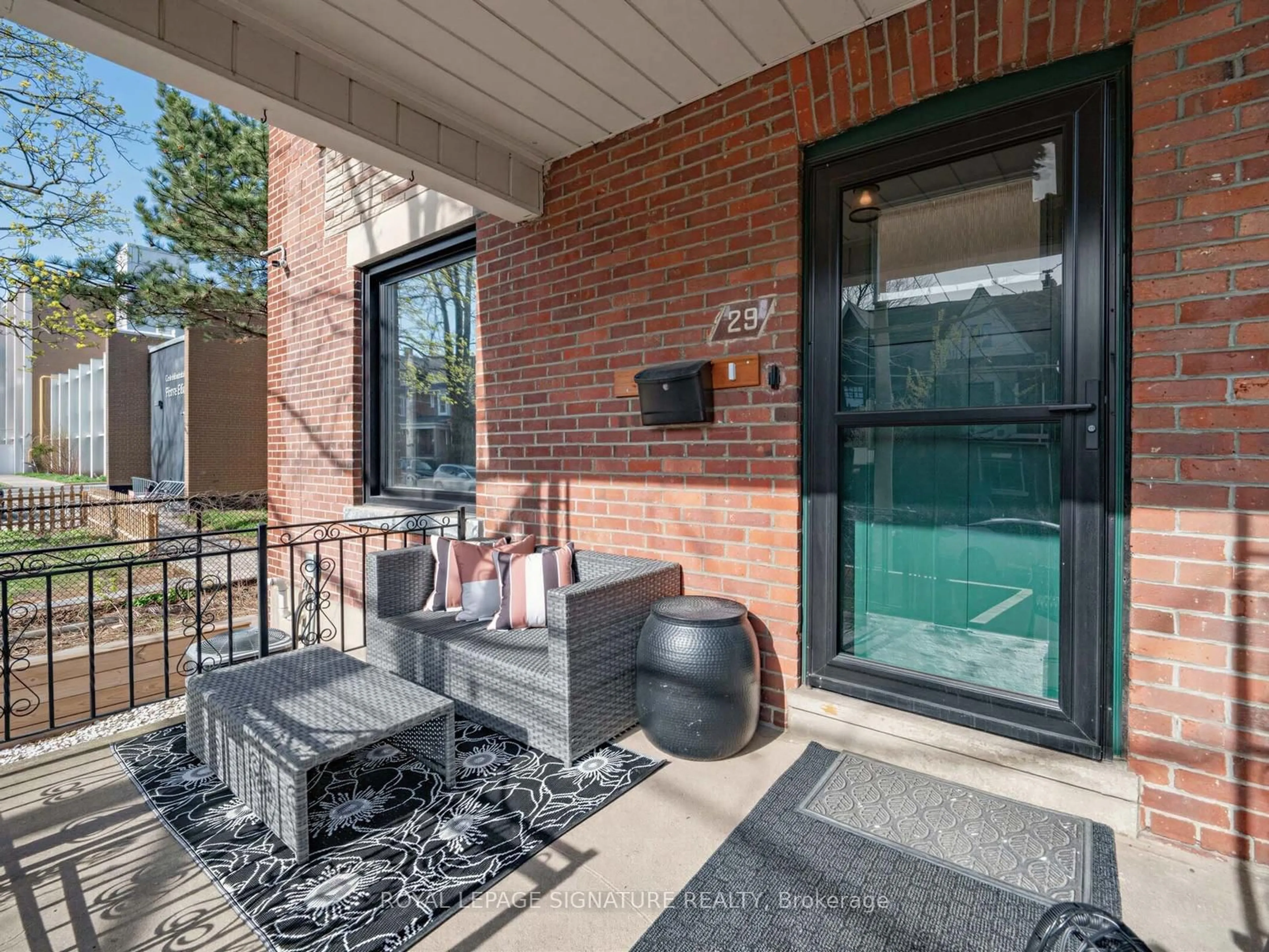 Unknown for 29 Grace St, Toronto Ontario M6J 2S4