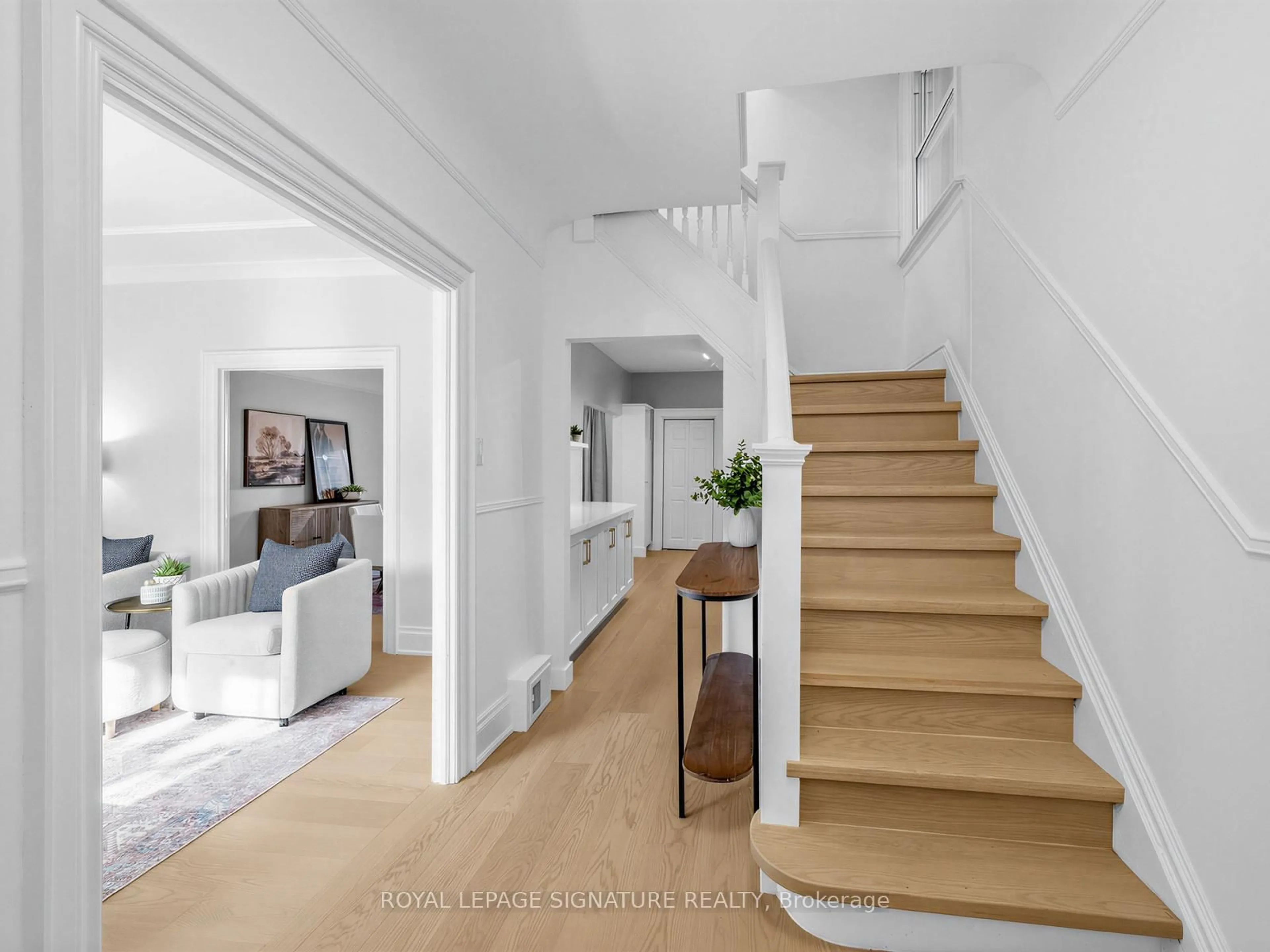 Unknown for 29 Grace St, Toronto Ontario M6J 2S4