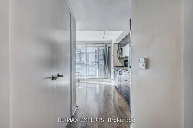 80 Western Battery Rd #801, Toronto 3
