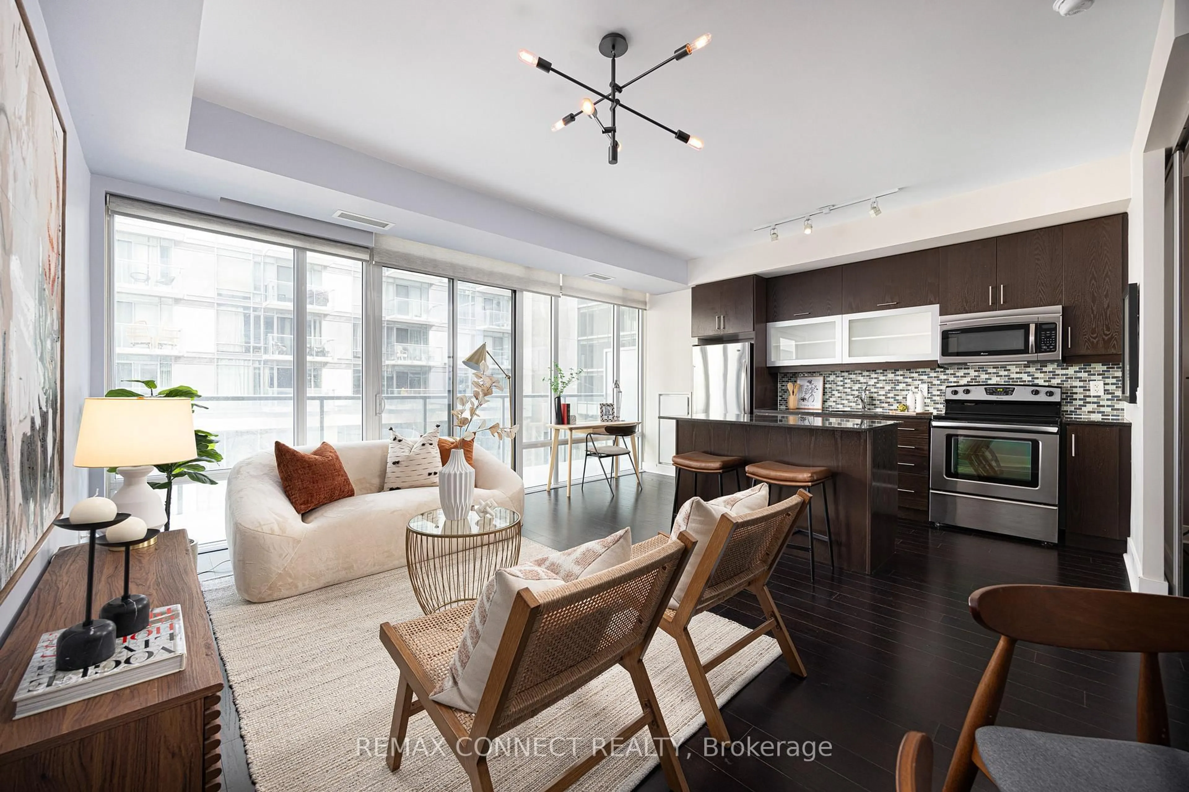 Open concept kitchen, unknown for 90 Stadium Rd #330, Toronto Ontario M5V 3W5