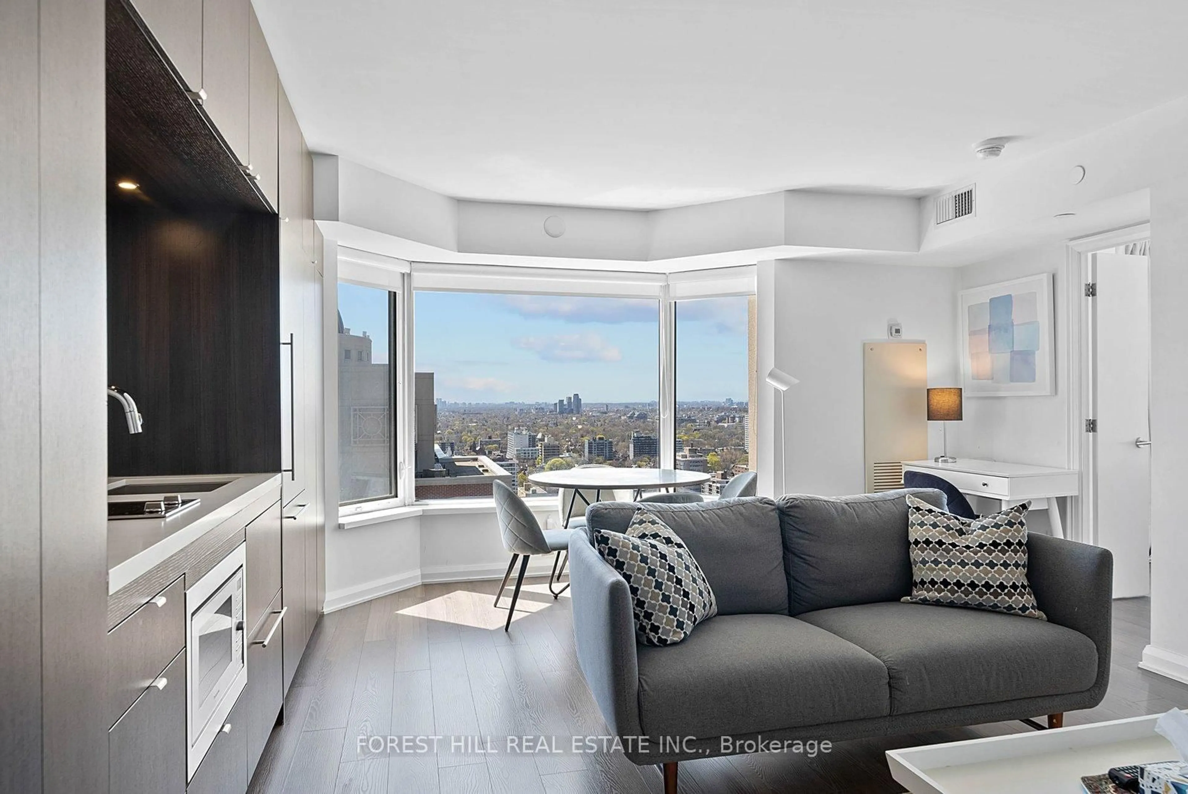 Living room with furniture, unknown for 155 Yorkville Ave #2917, Toronto Ontario M5R 0B4