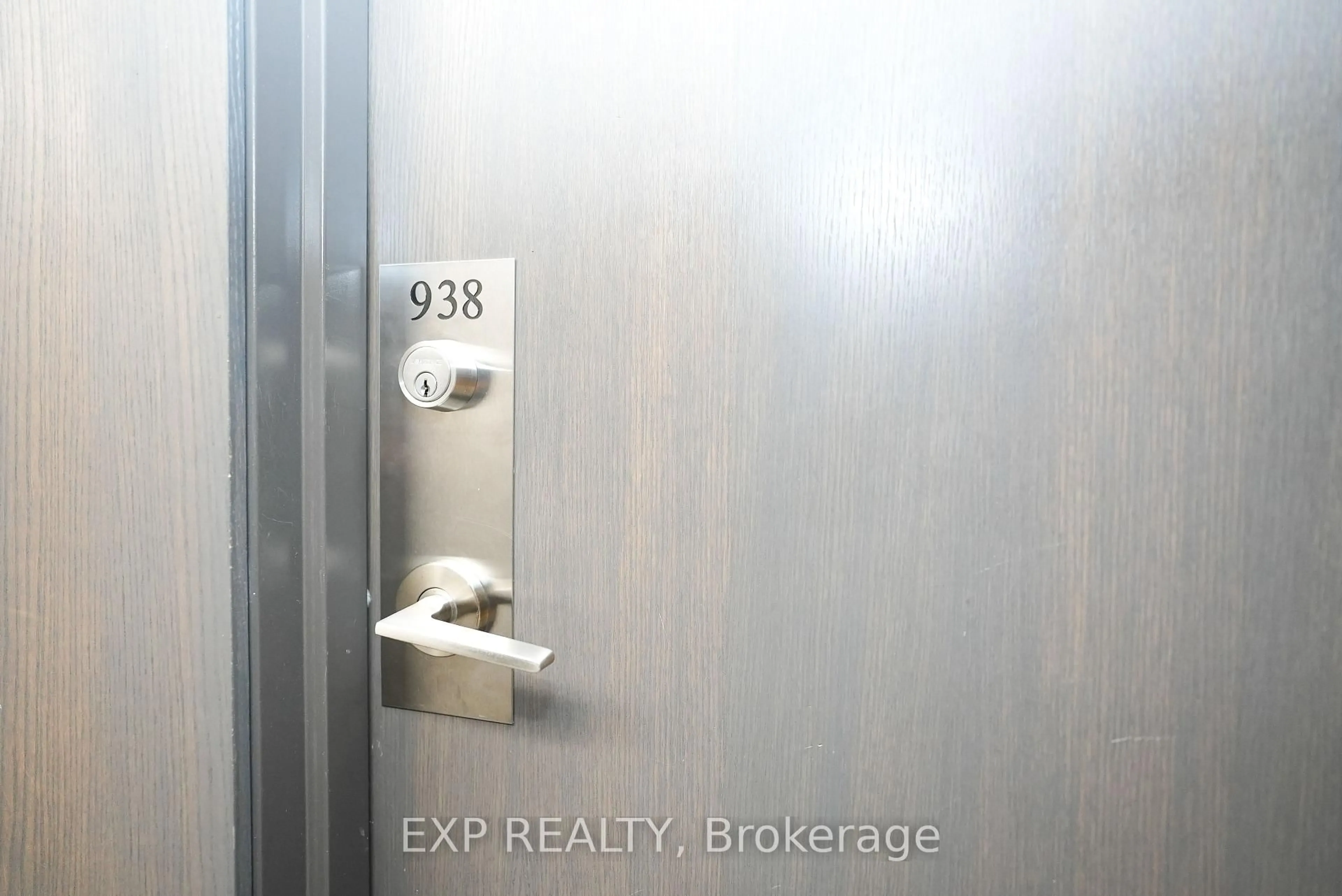 Unknown for 68 Abell St #938, Toronto Ontario M6J 0B1