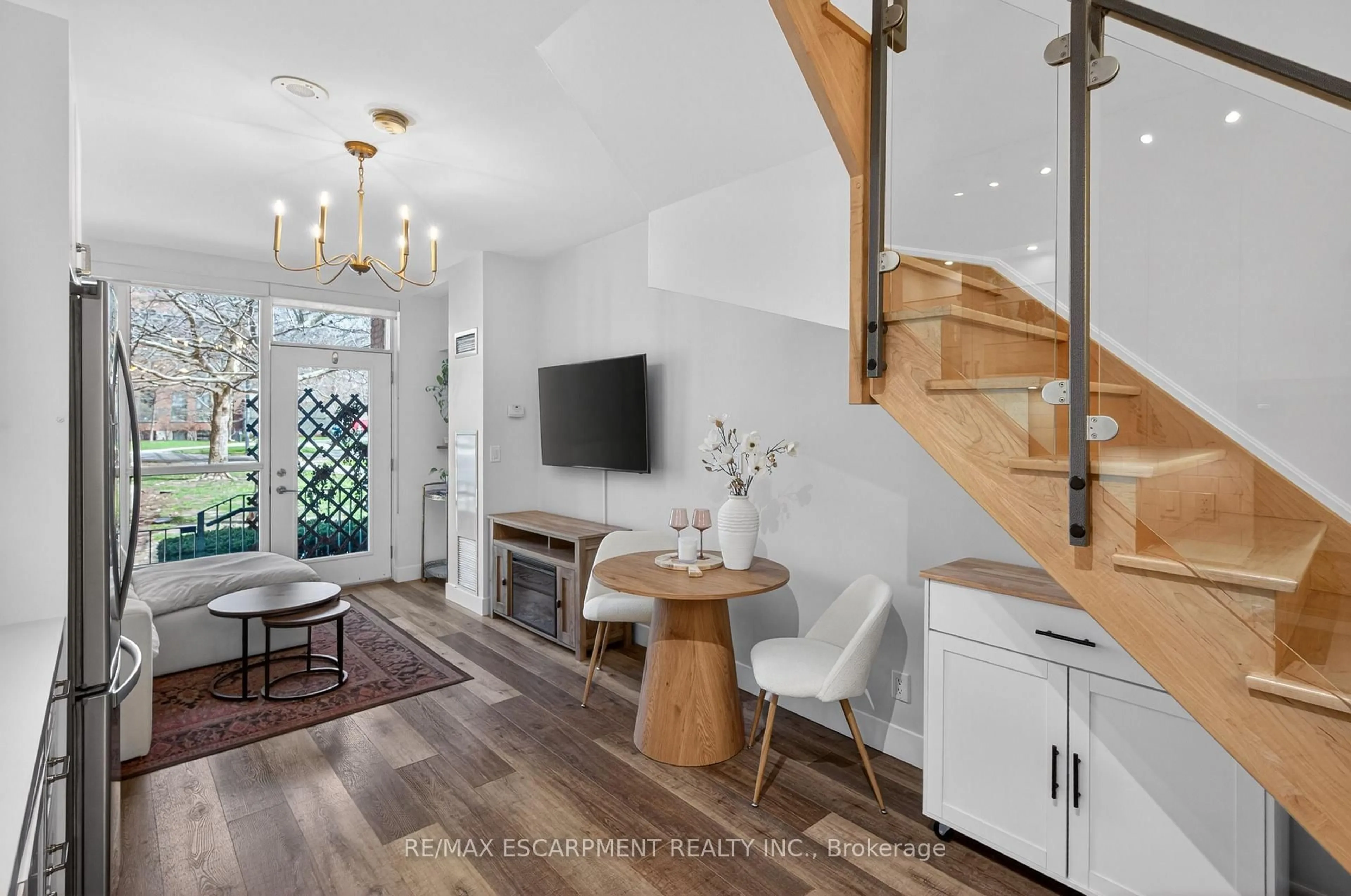 Unknown for 1005 King St #127, Toronto Ontario M6K 3M8