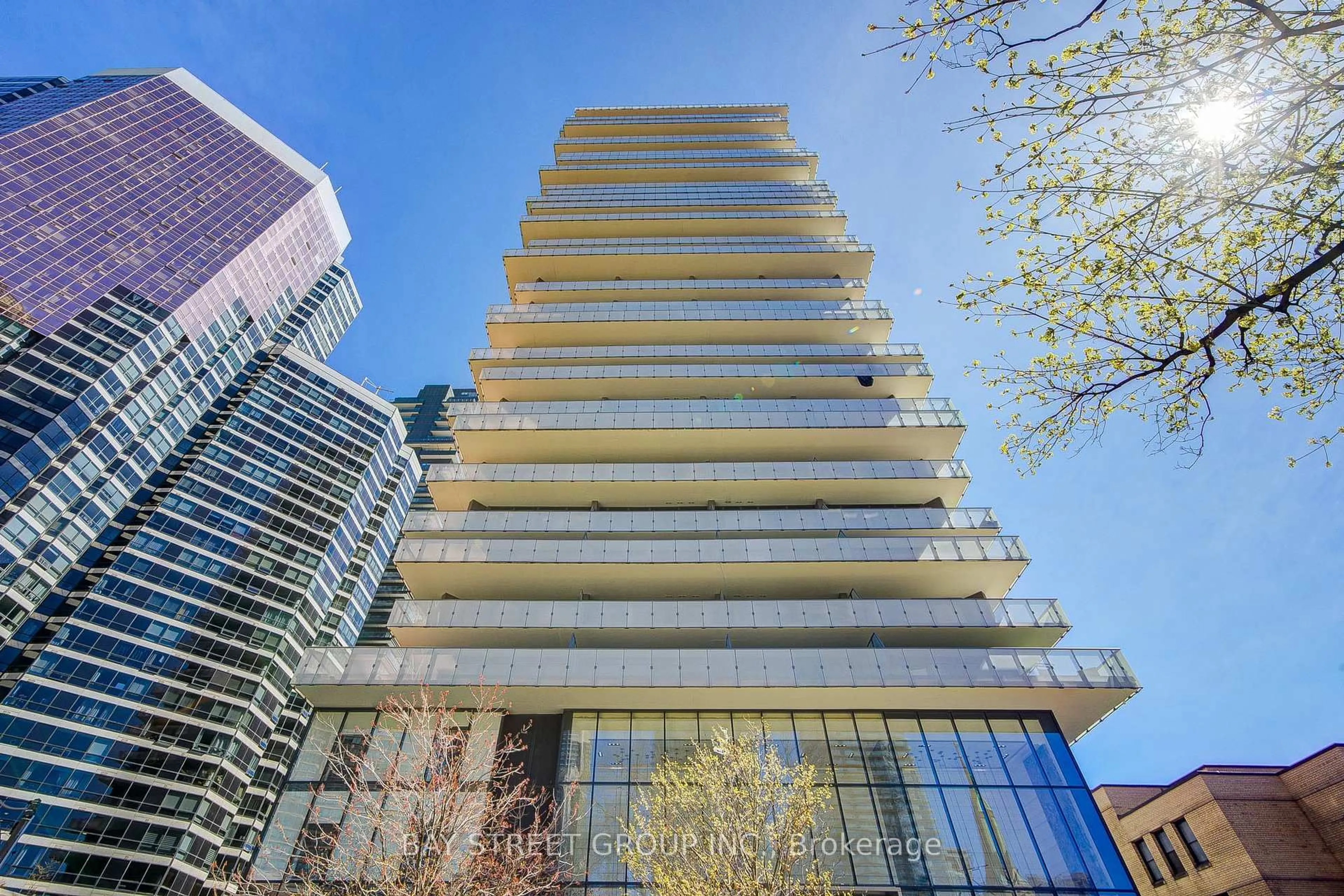 Indoor foyer for 57 St. Joseph St #2706, Toronto Ontario M5S 0C5