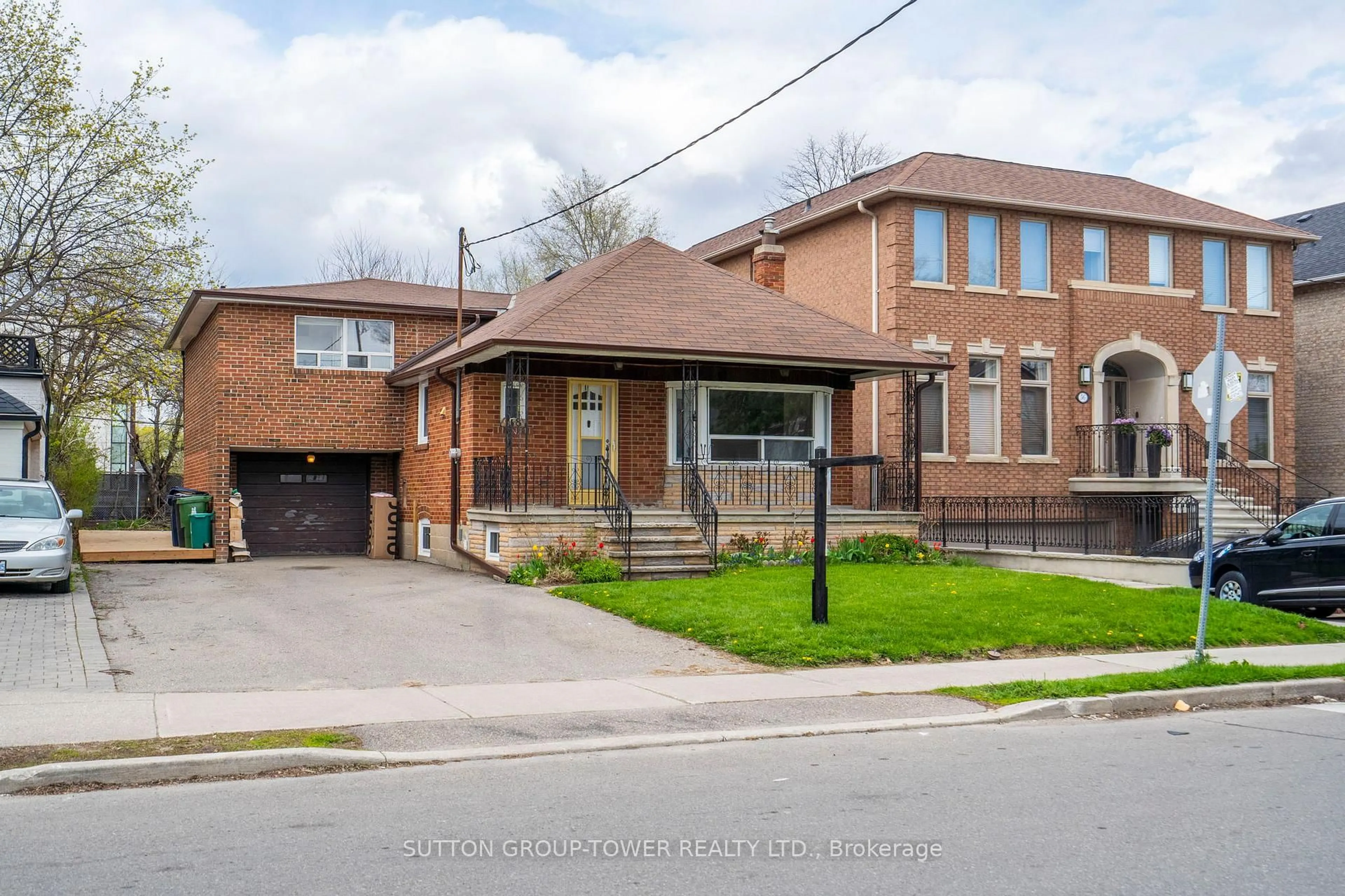 Home with brick exterior material, street for 58 Shelborne Ave, Toronto Ontario M5N 1Z1