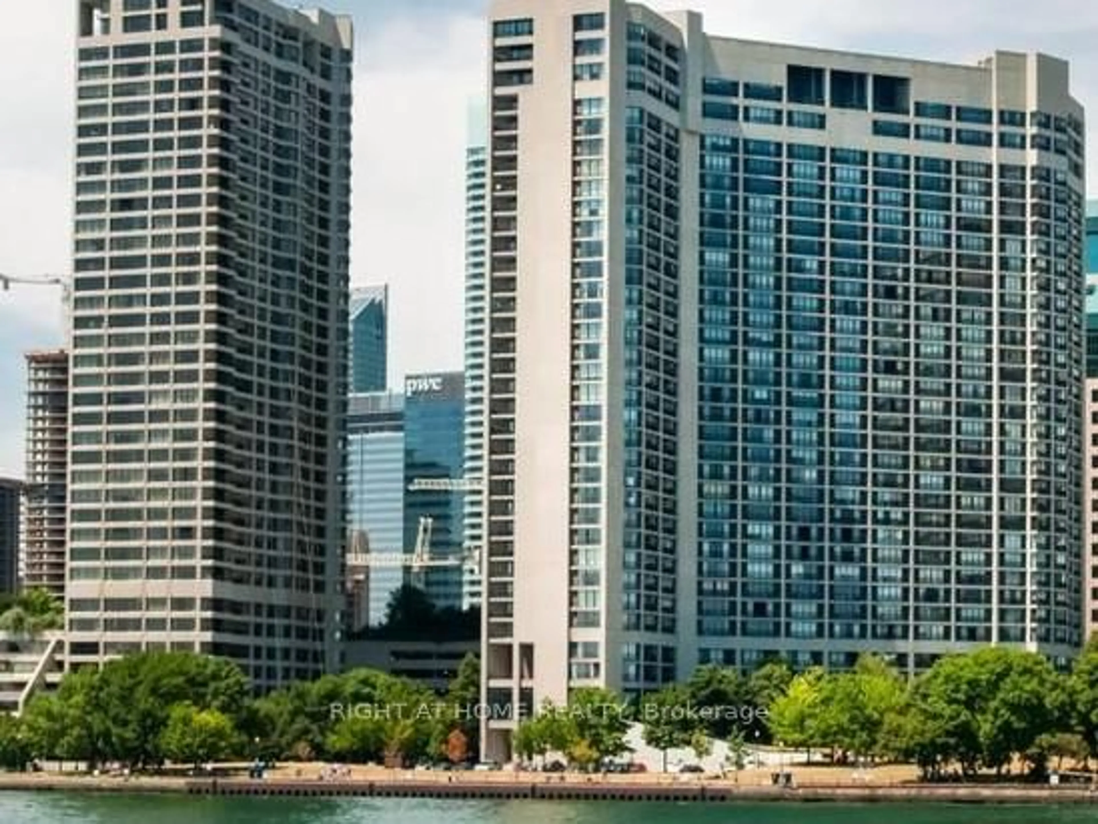 Unknown for 33 Harbour Sq #2803, Toronto Ontario M5J 2G2