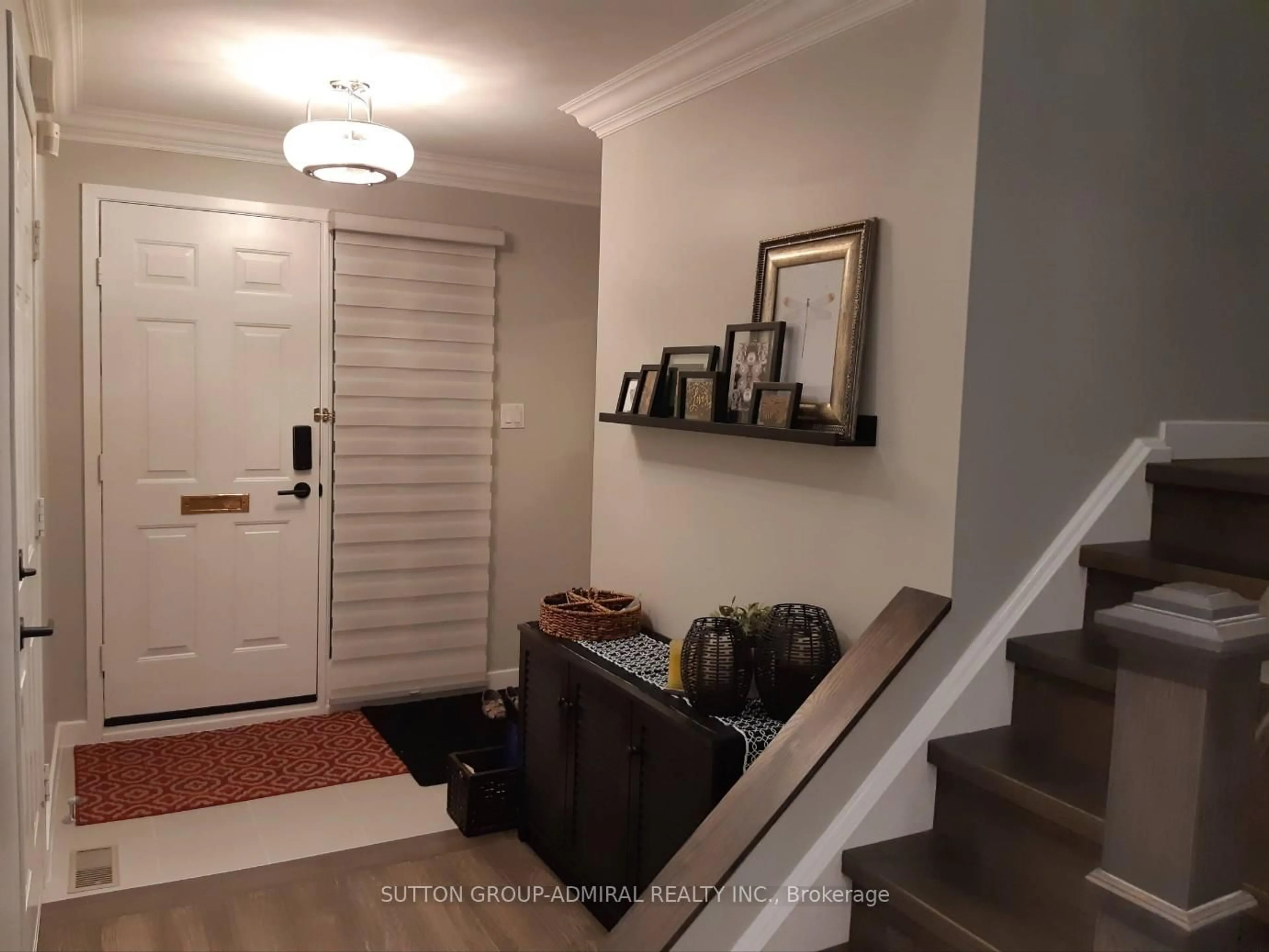 Indoor entryway for 108 English Ivy Way, Toronto Ontario M3H 3M4