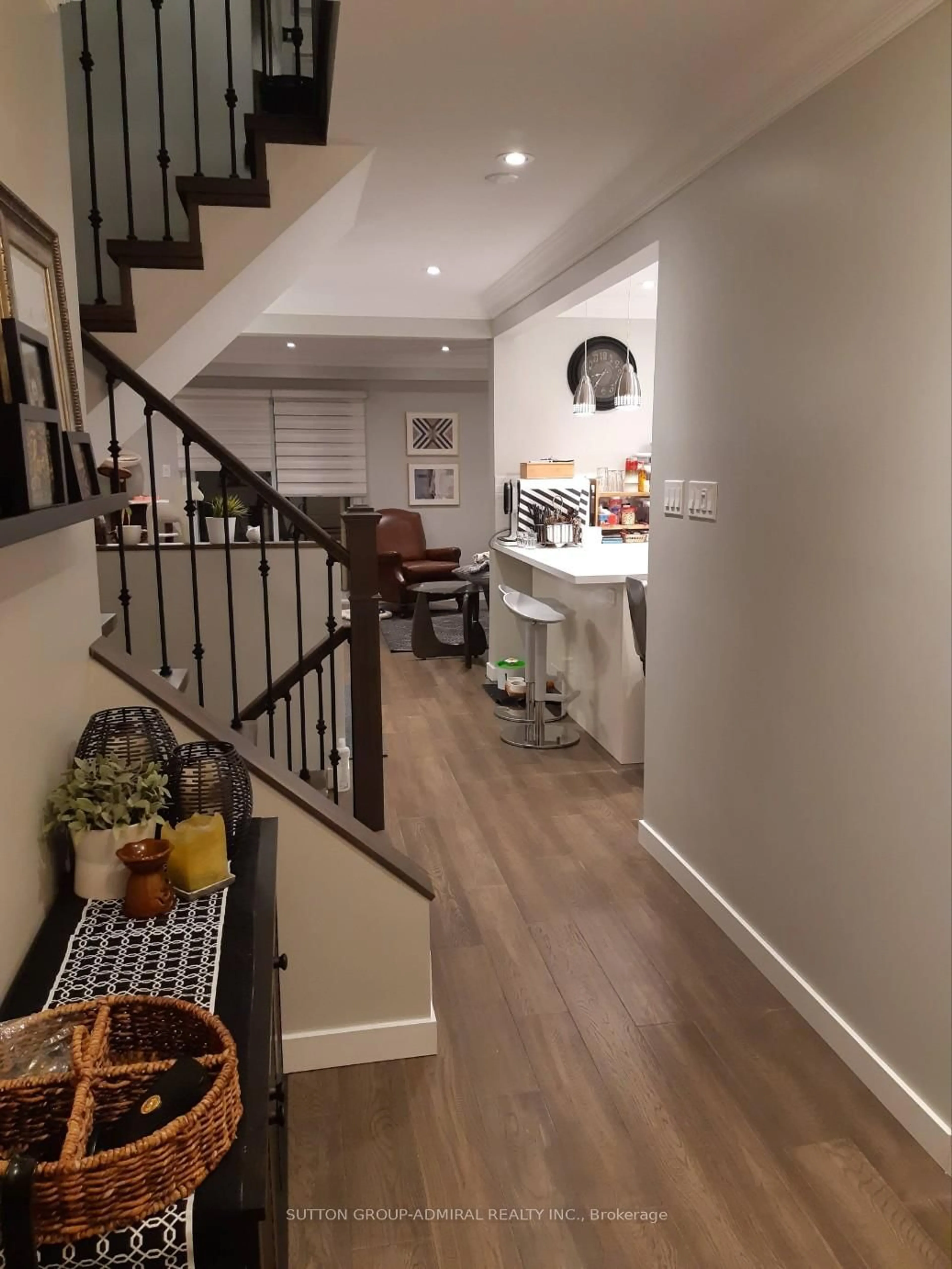 Indoor entryway for 108 English Ivy Way, Toronto Ontario M3H 3M4