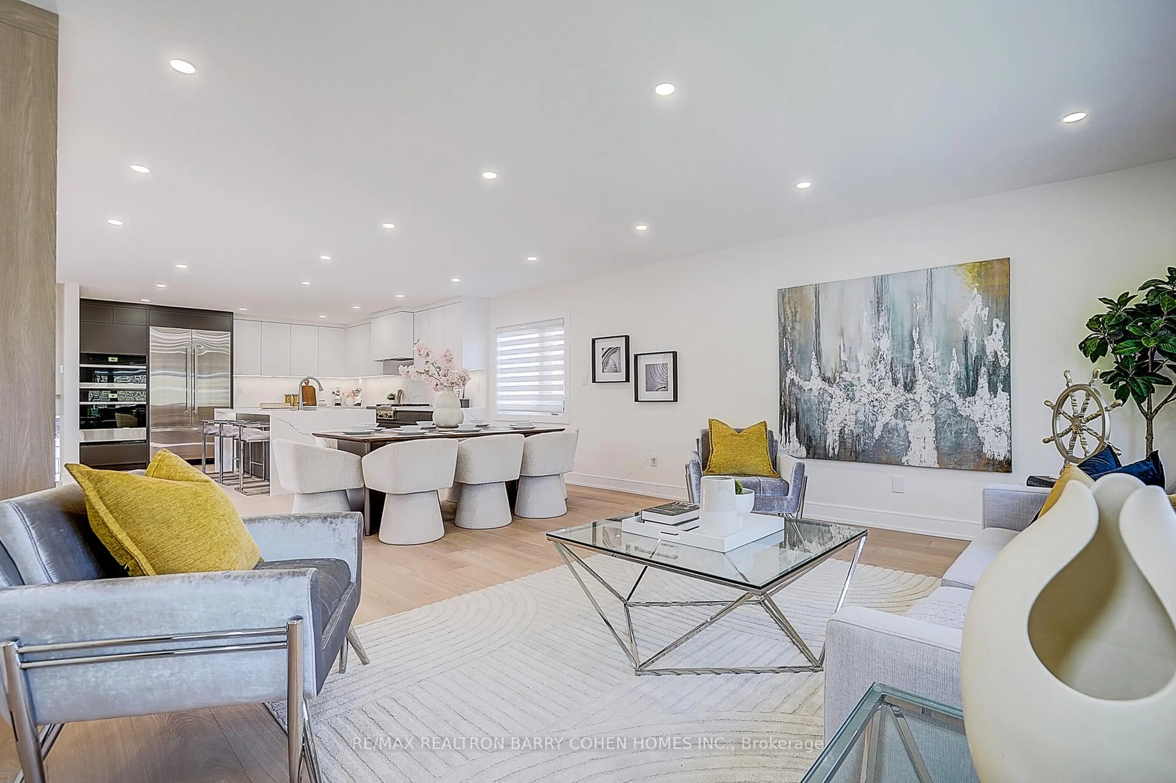 Open concept kitchen, unknown for 34 Elliotwood Crt, Toronto Ontario M2L 2P9