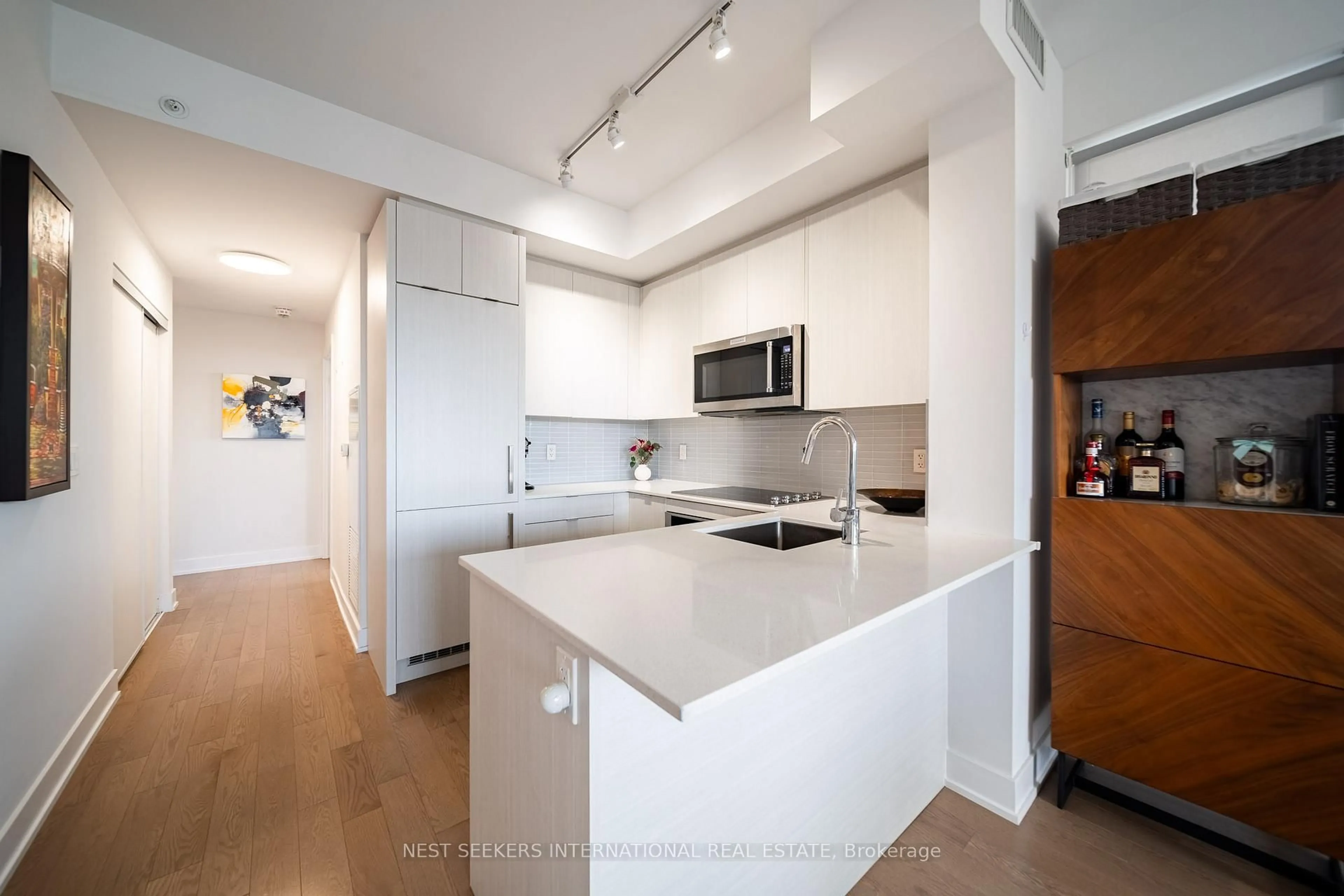 Unknown for 181 Bedford Rd #507, Toronto Ontario M5R 0C2