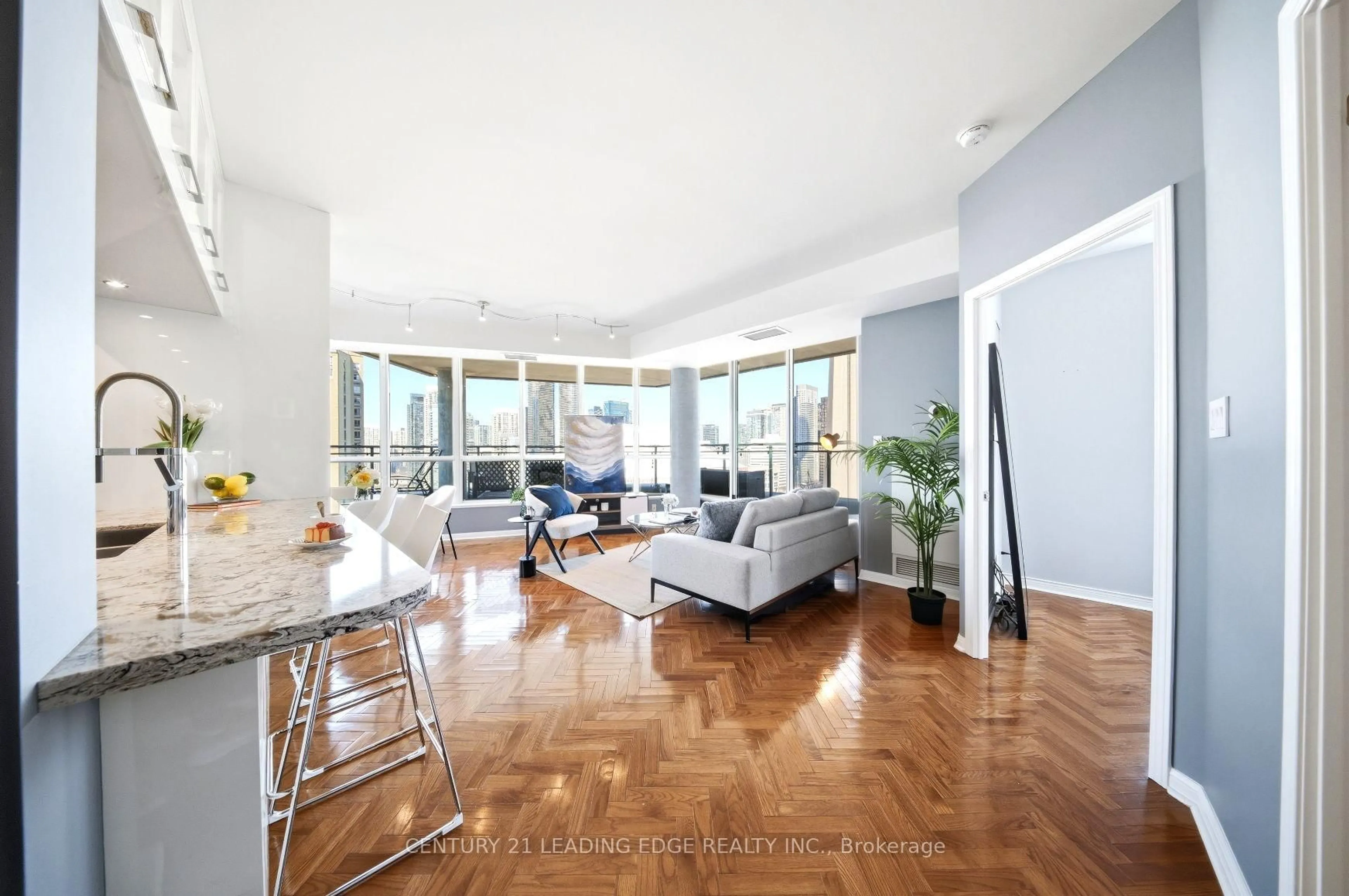 Living room with furniture, unknown for 230 Queens Quay #2617, Toronto Ontario M5J 2Y7