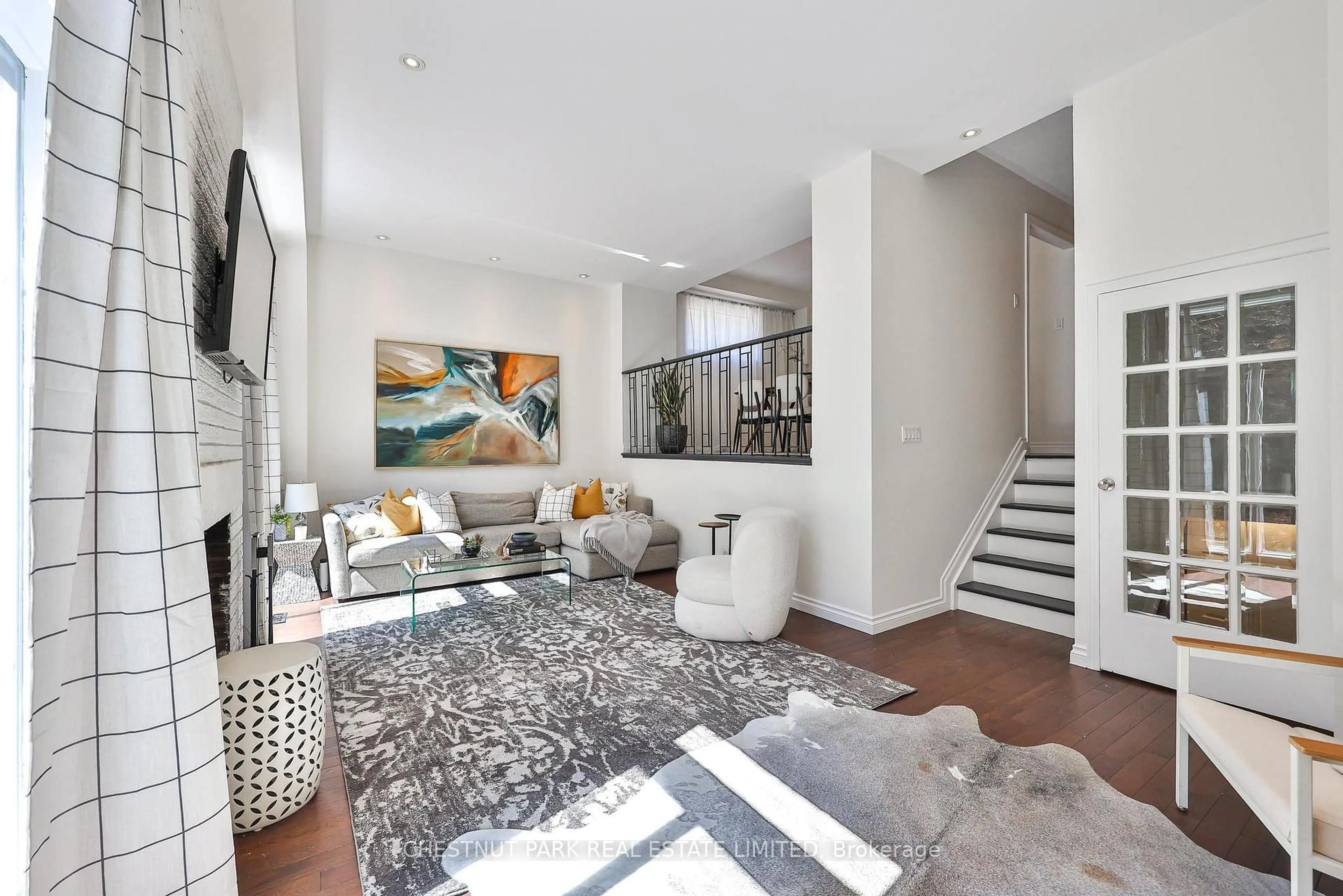 Living room with furniture, unknown for 54 Loganberry Cres, Toronto Ontario M2H 3H1