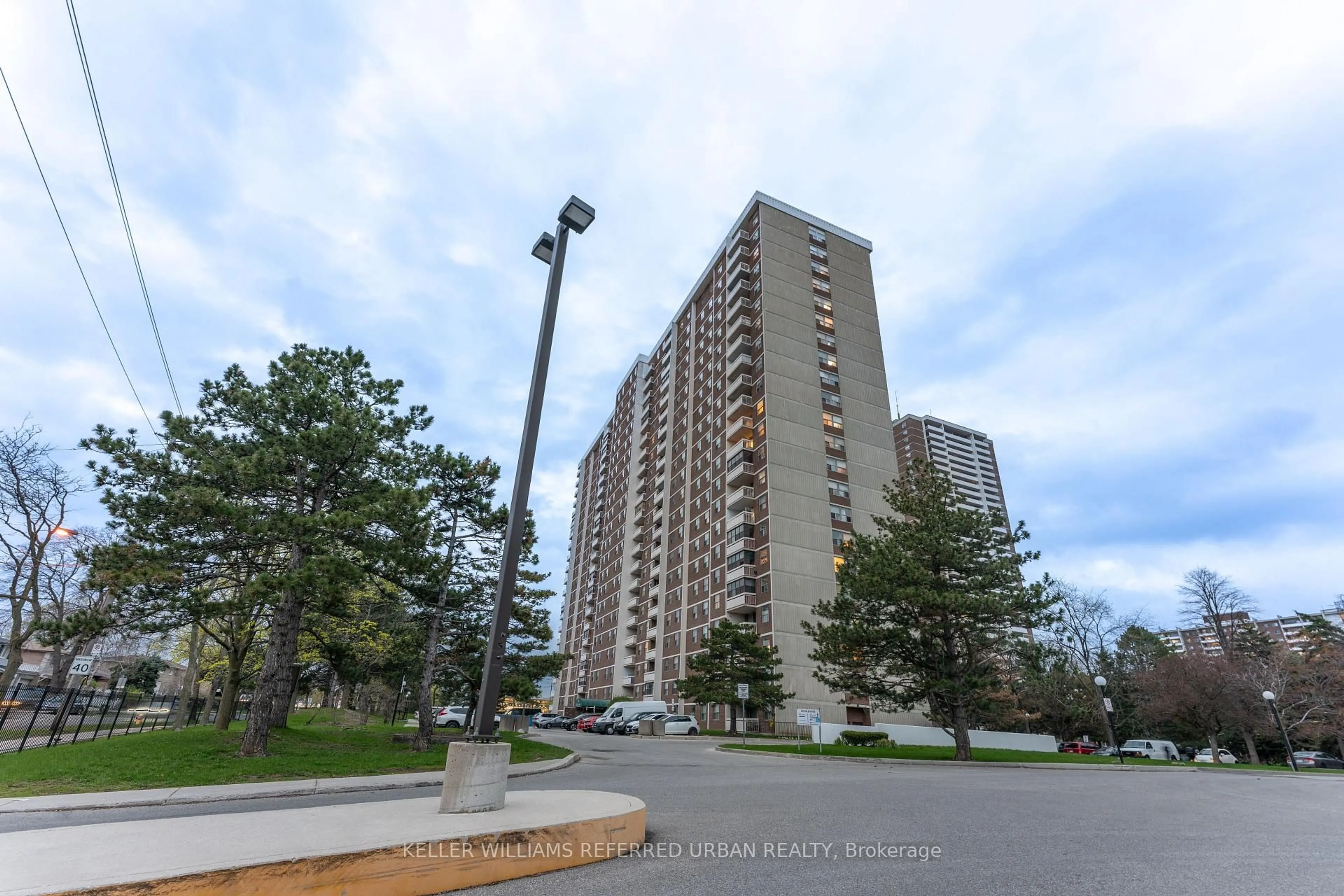 Unknown for 205 Hilda Ave #1812, Toronto Ontario M2M 4B1