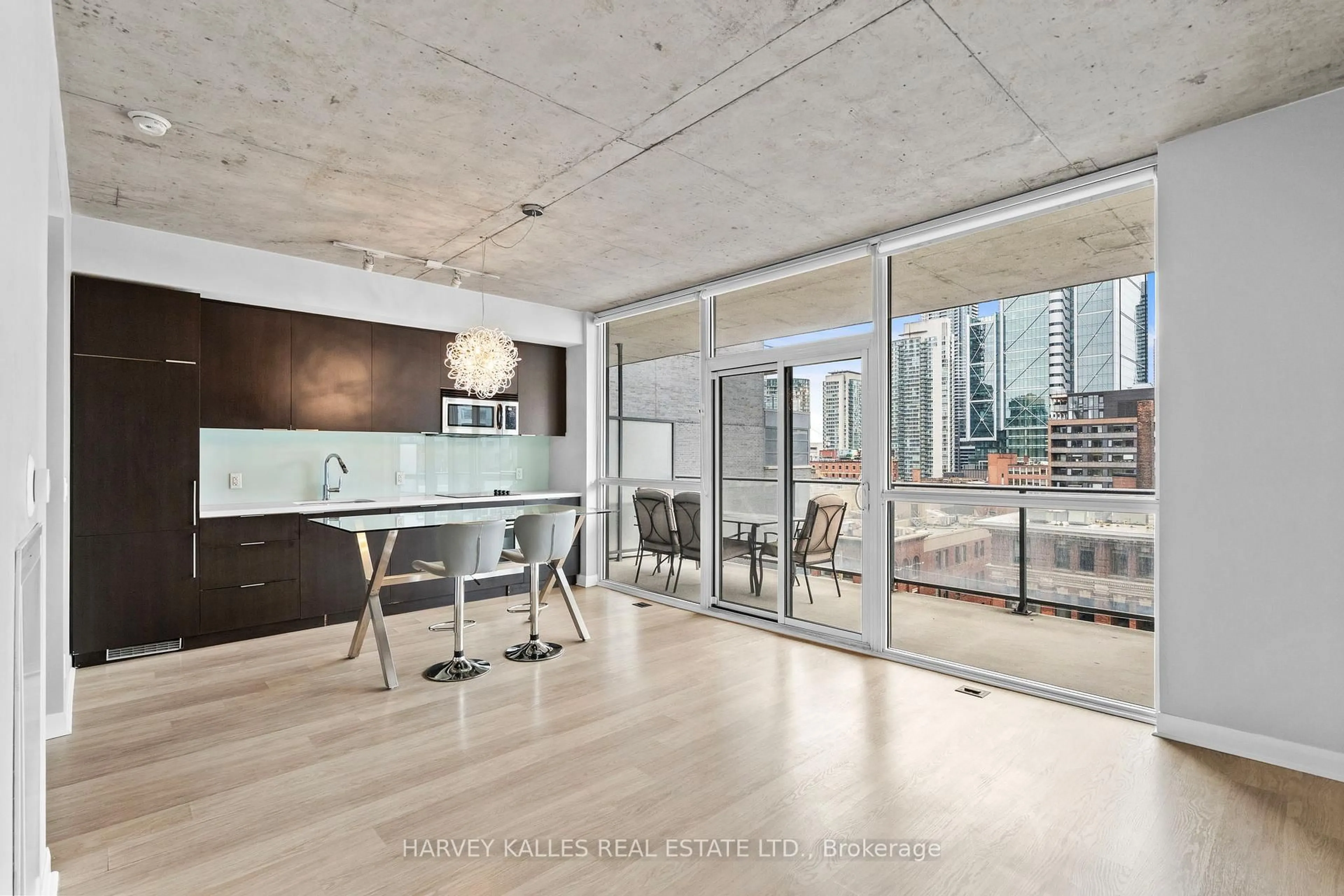 Open concept kitchen, unknown for 478 King St #712, Toronto Ontario M5V 0A8