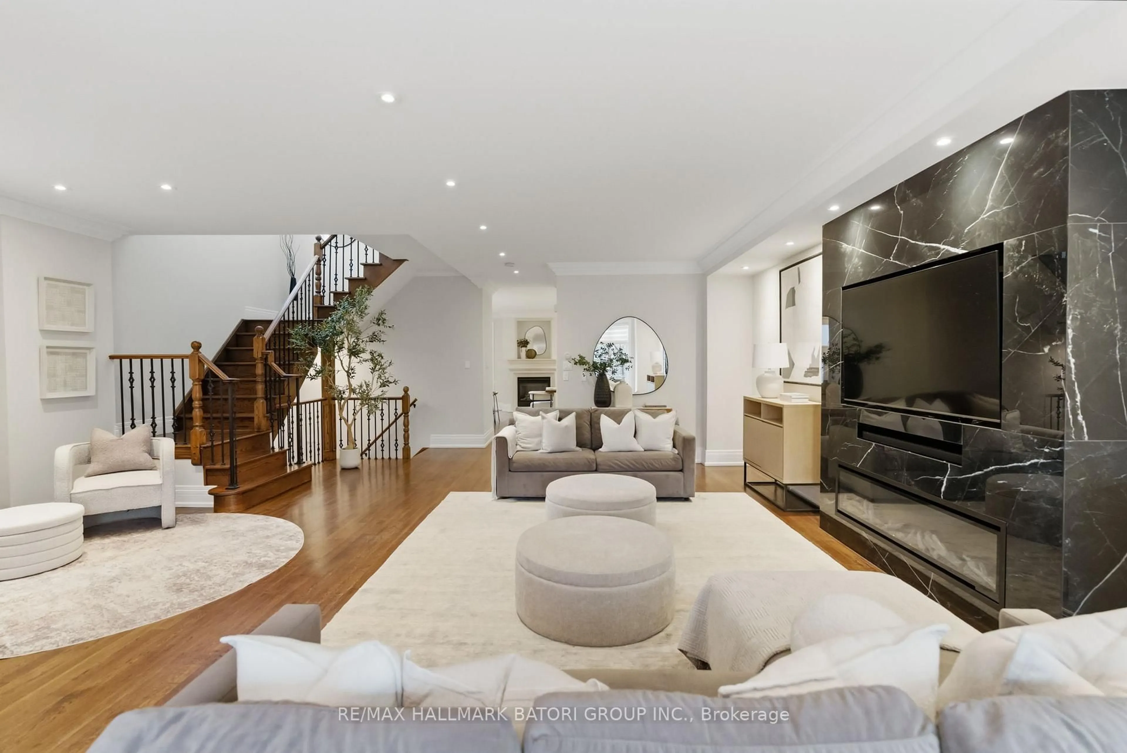 Living room with furniture, unknown for 137 Latimer Ave, Toronto Ontario M5N 2M3