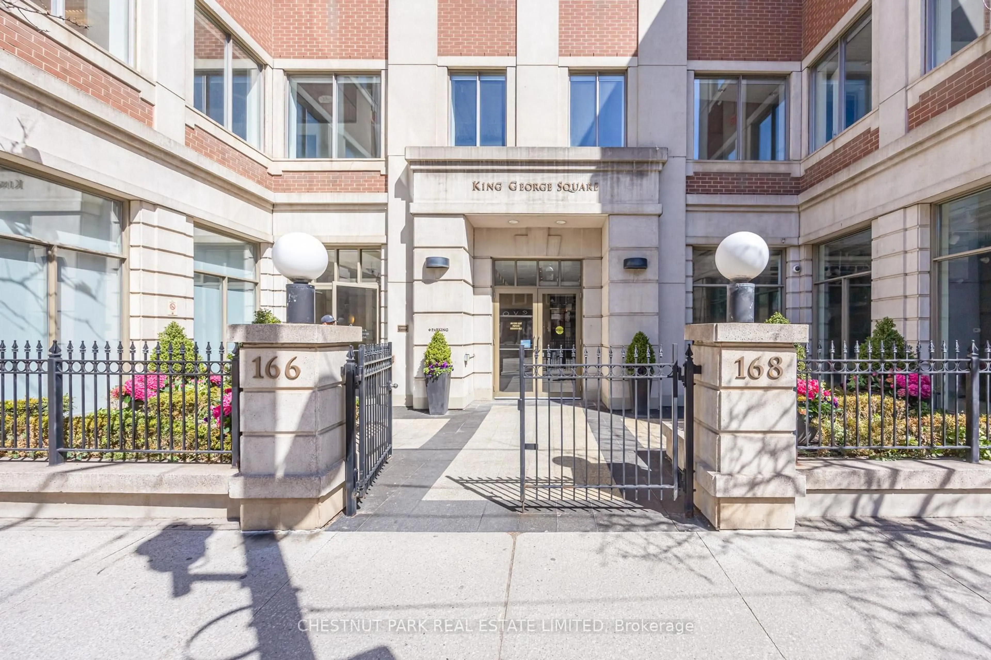 Unknown for 168 King St #914, Toronto Ontario M5A 4S4