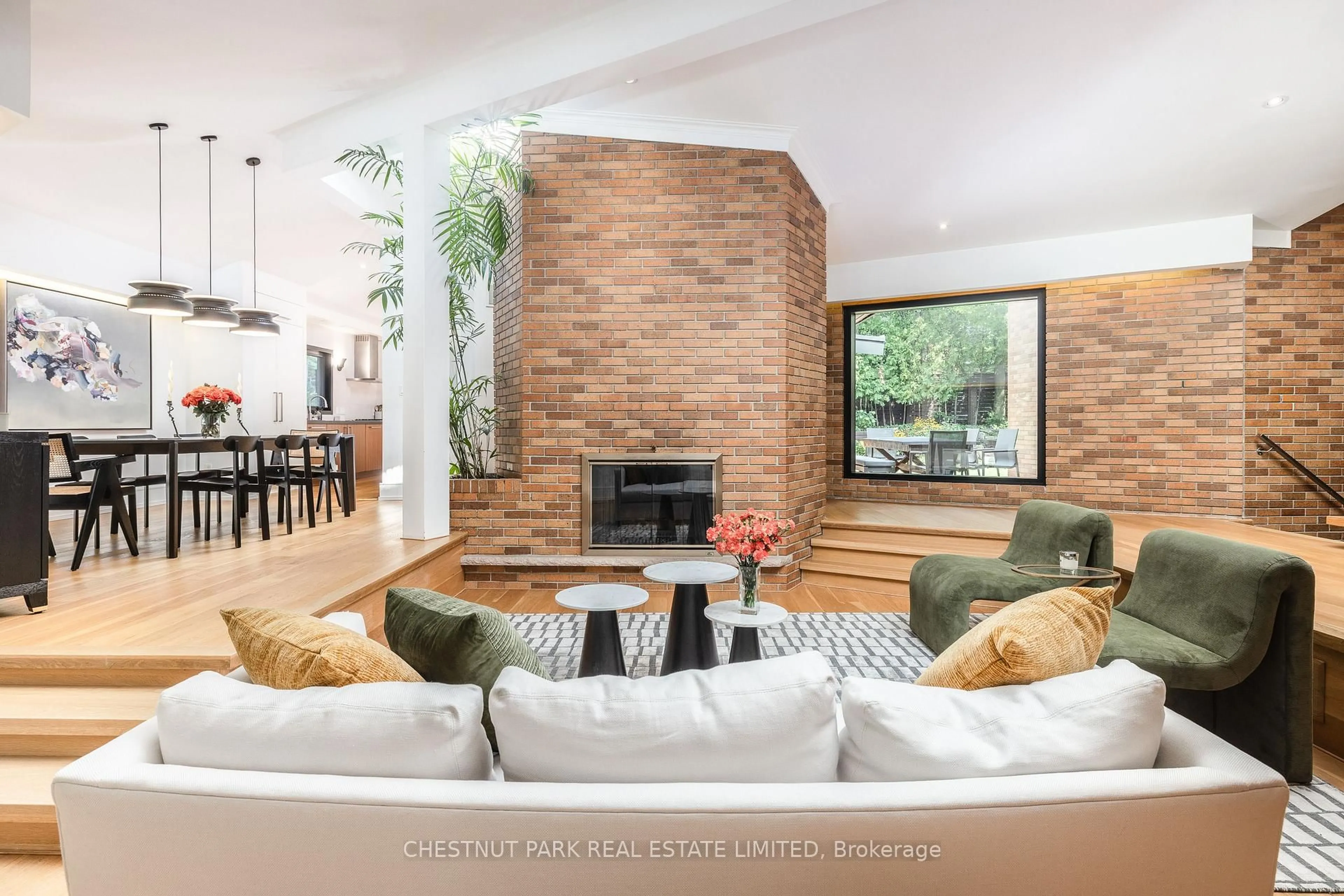 Living room with furniture, ceramic/tile floor for 20 Lower Links Rd, Toronto Ontario M2P 1H6