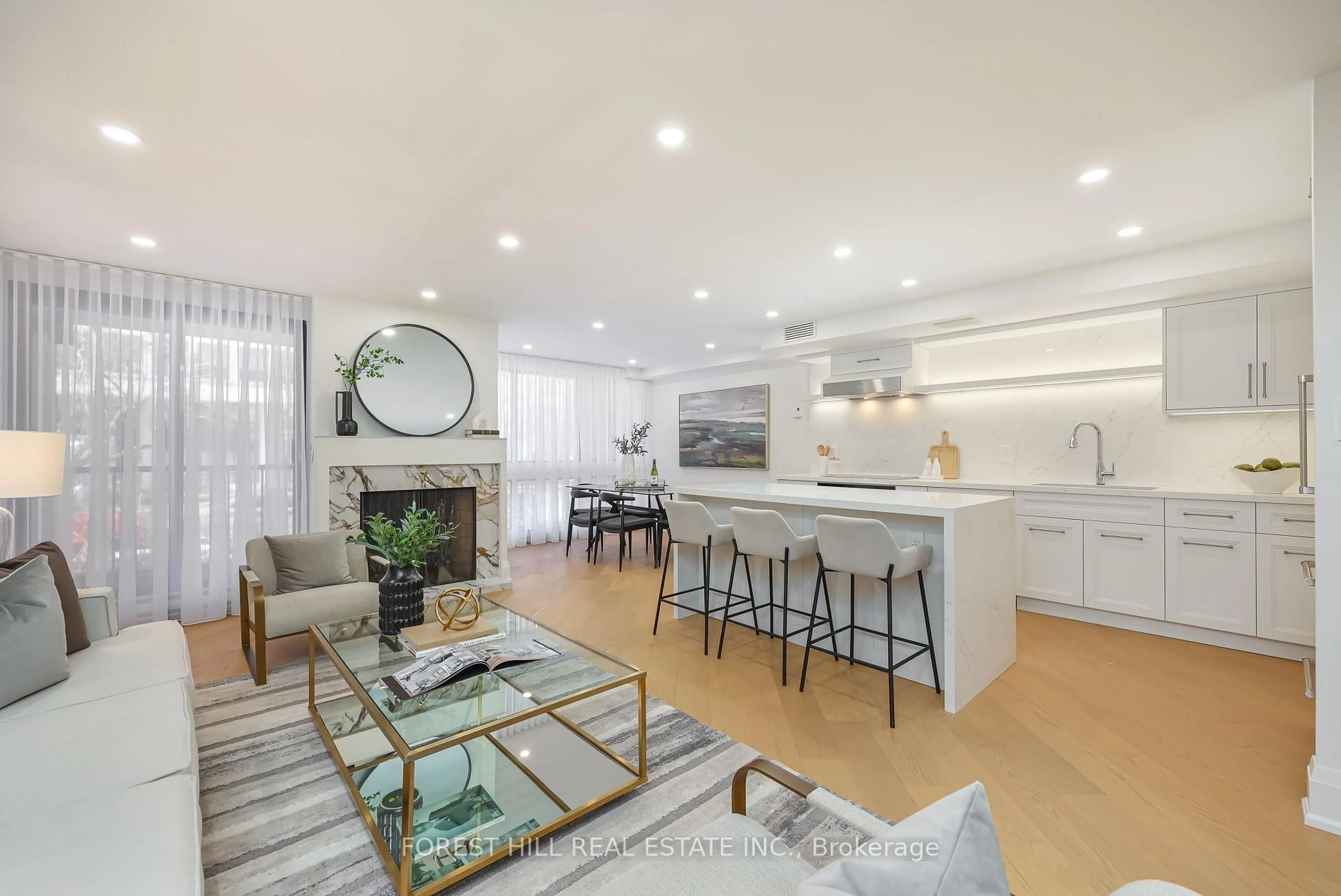 Open concept kitchen, unknown for 349 St Clair Ave #115, Toronto Ontario M5P 1N3