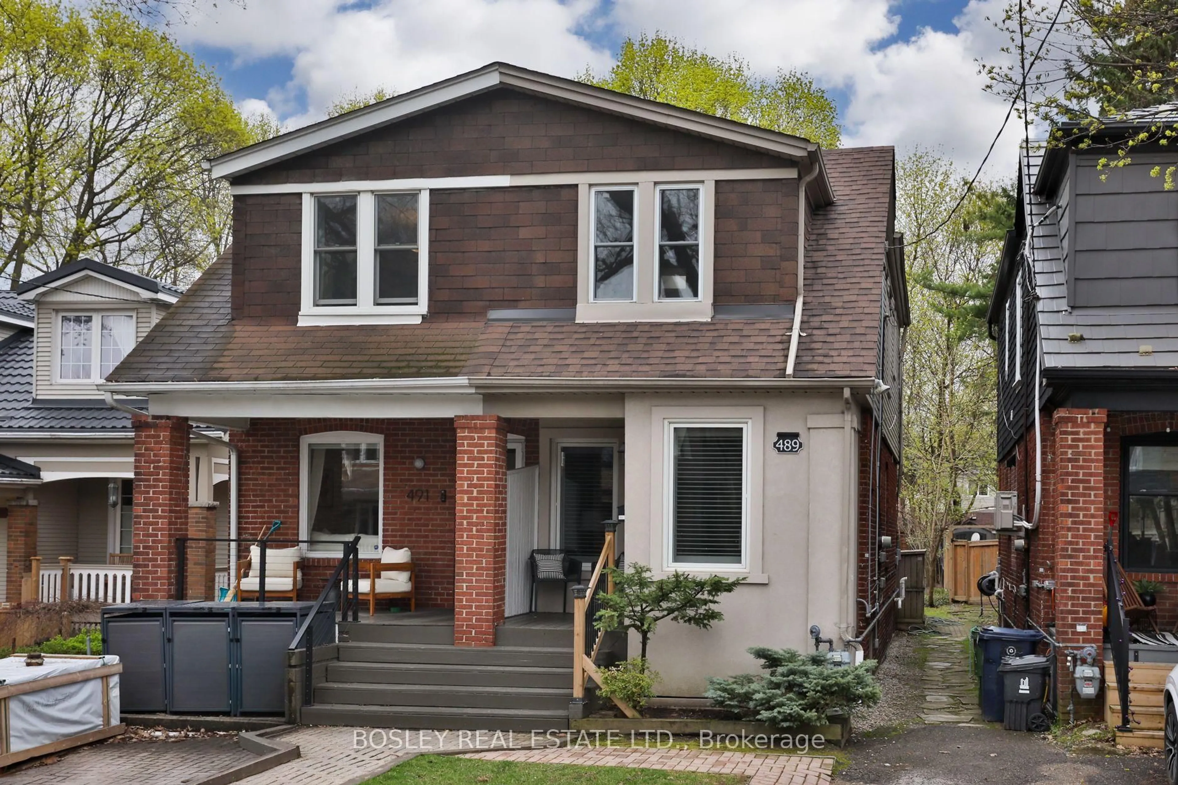 Home with brick exterior material, street for 489 Balliol St, Toronto Ontario M4S 1E1