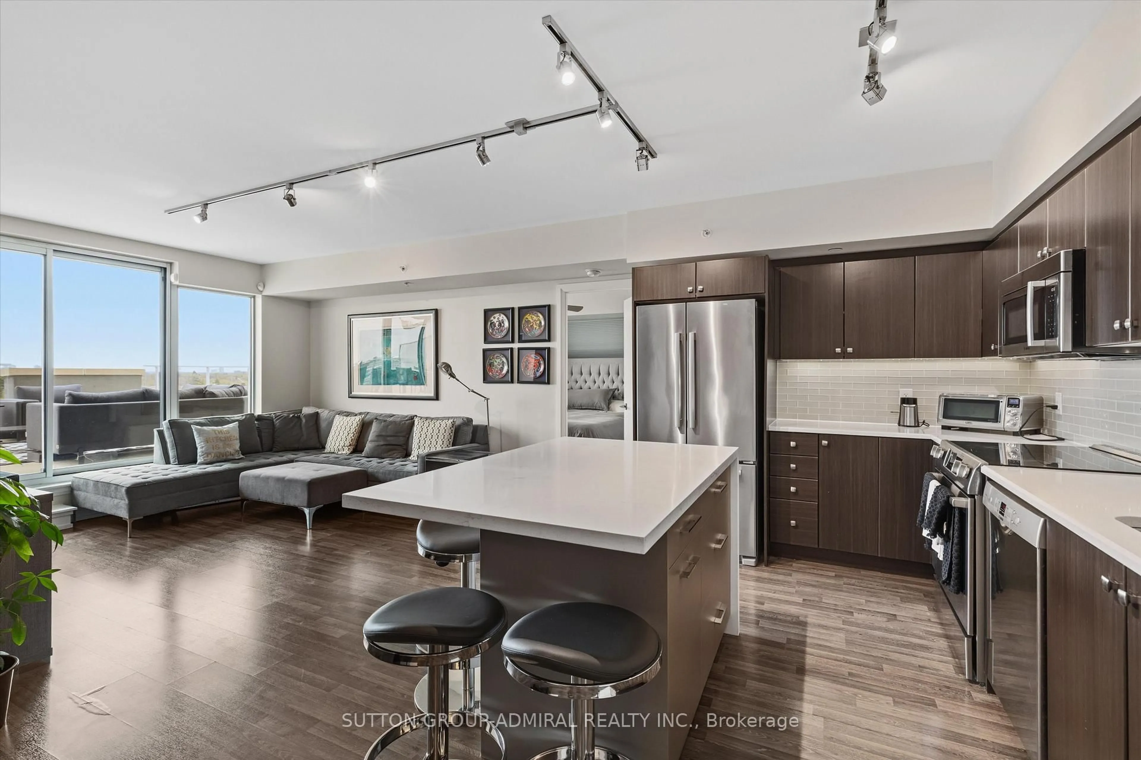 Open concept kitchen, unknown for 555 Wilson Ave #703E, Toronto Ontario M3H 0C4