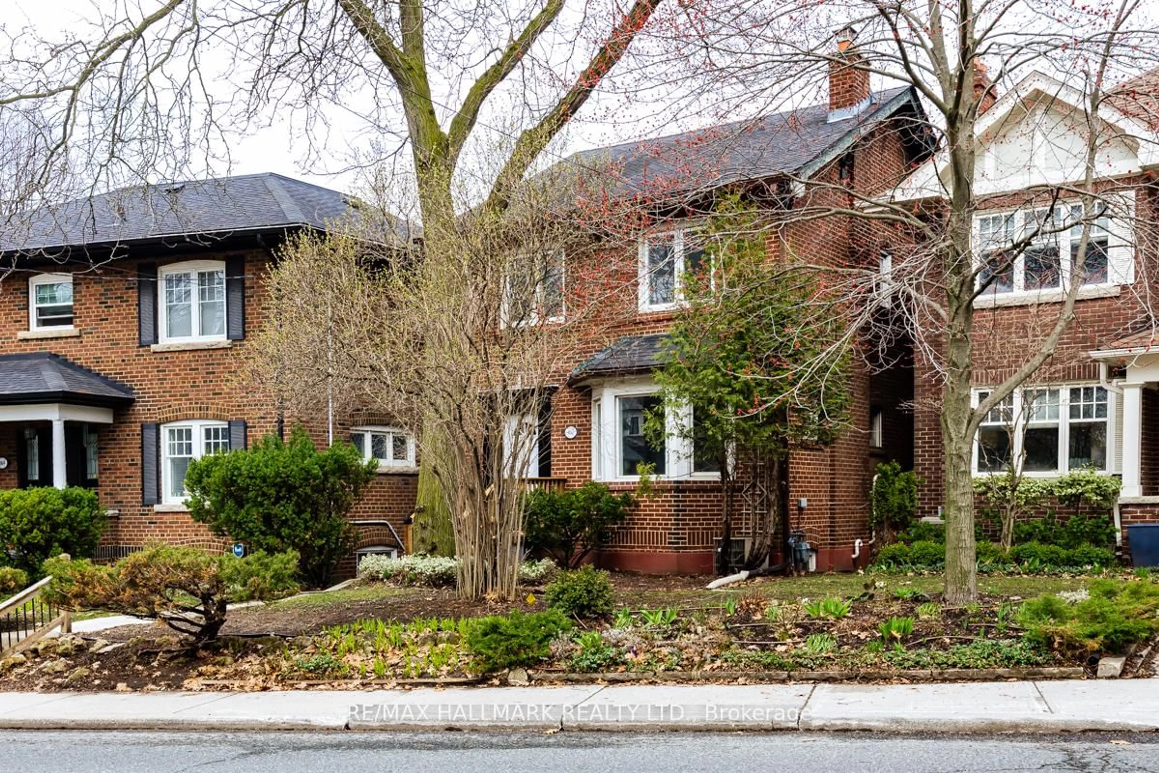 Home with brick exterior material, street for 167 Welland Ave, Toronto Ontario M4T 2J6