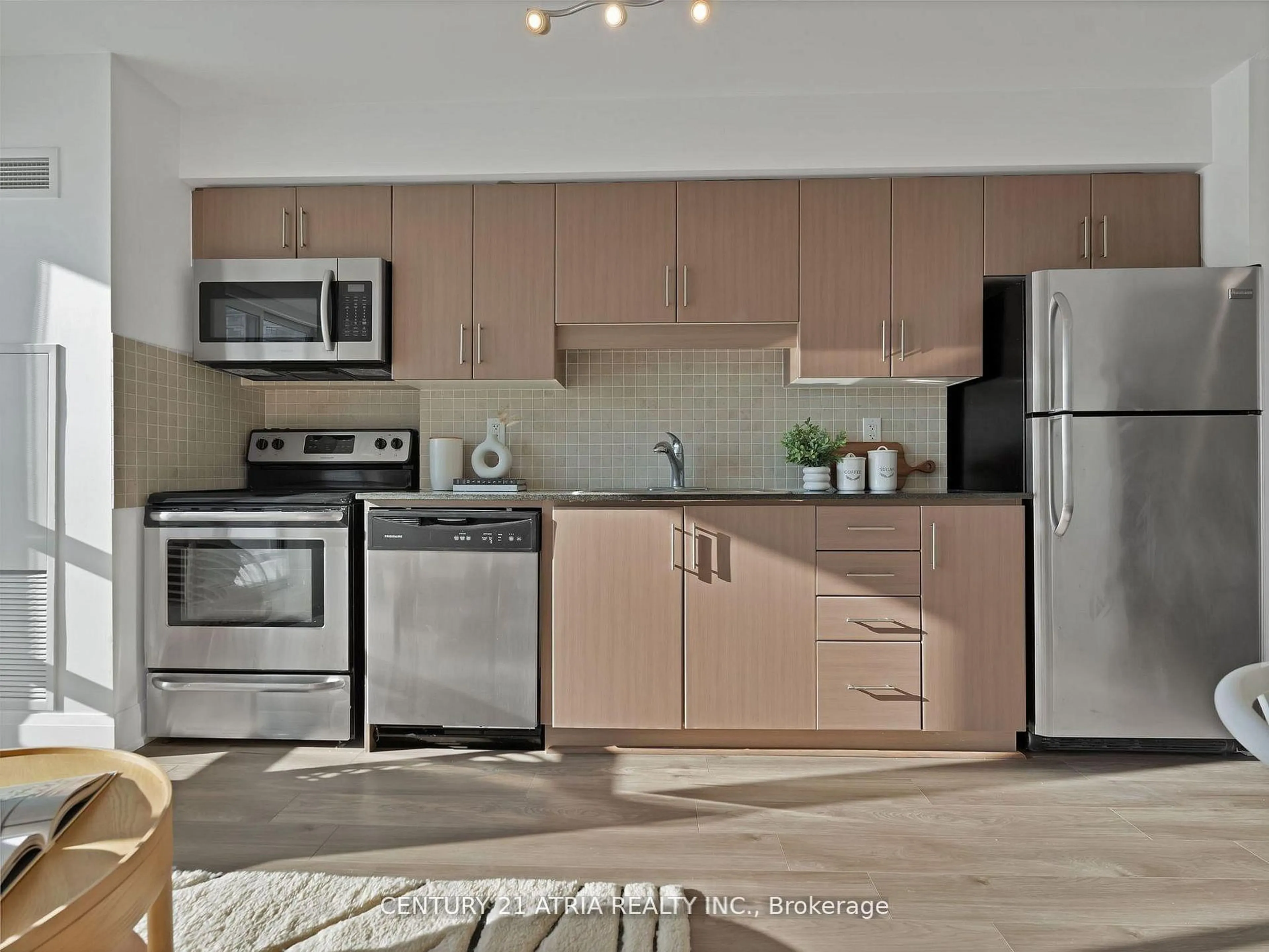 Standard kitchen, wood/laminate floor for 30 Herons Hills Way #308, Toronto Ontario M2J 0A7