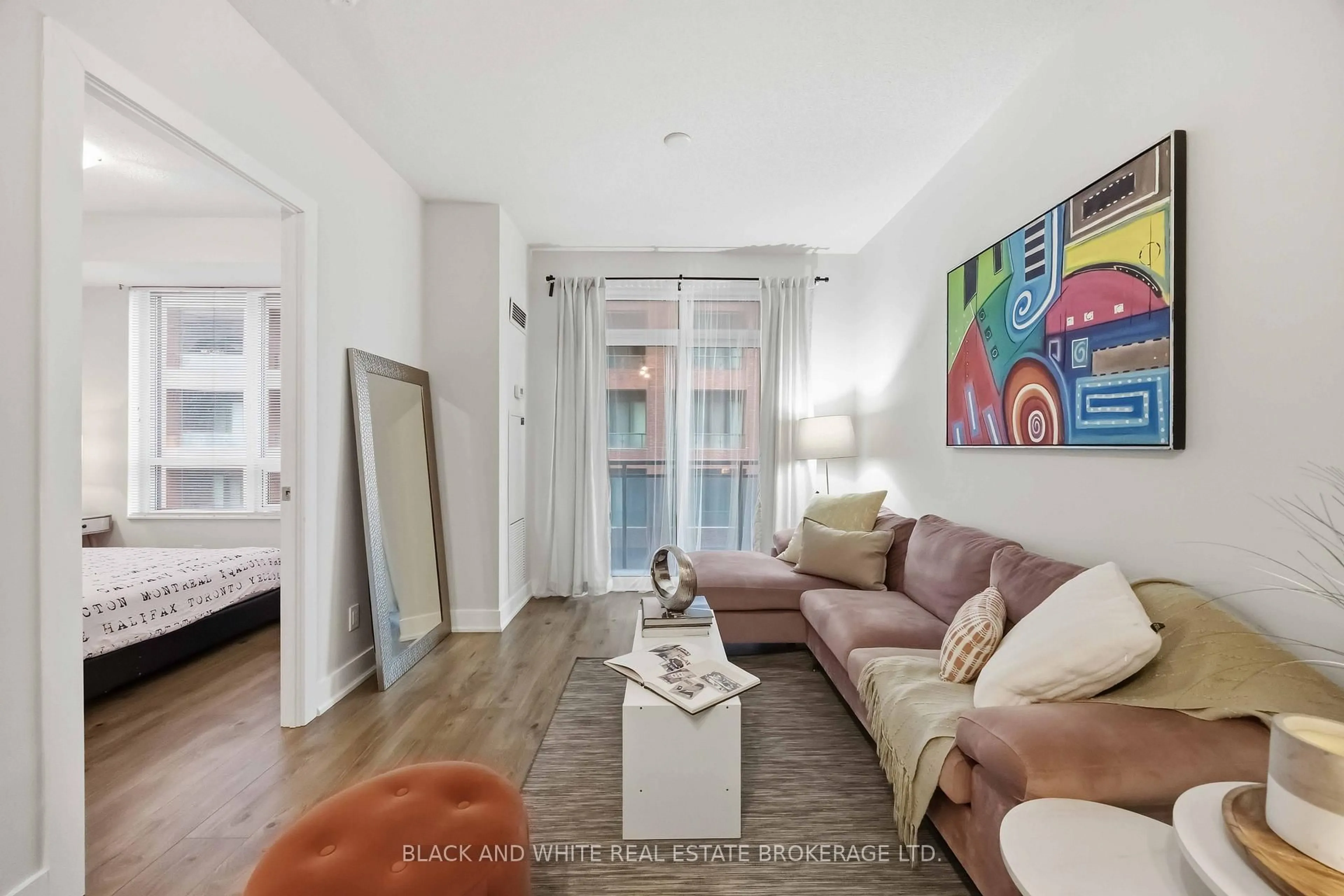 Living room with furniture, unknown for 28 Linden St #909, Toronto Ontario M4Y 0A4