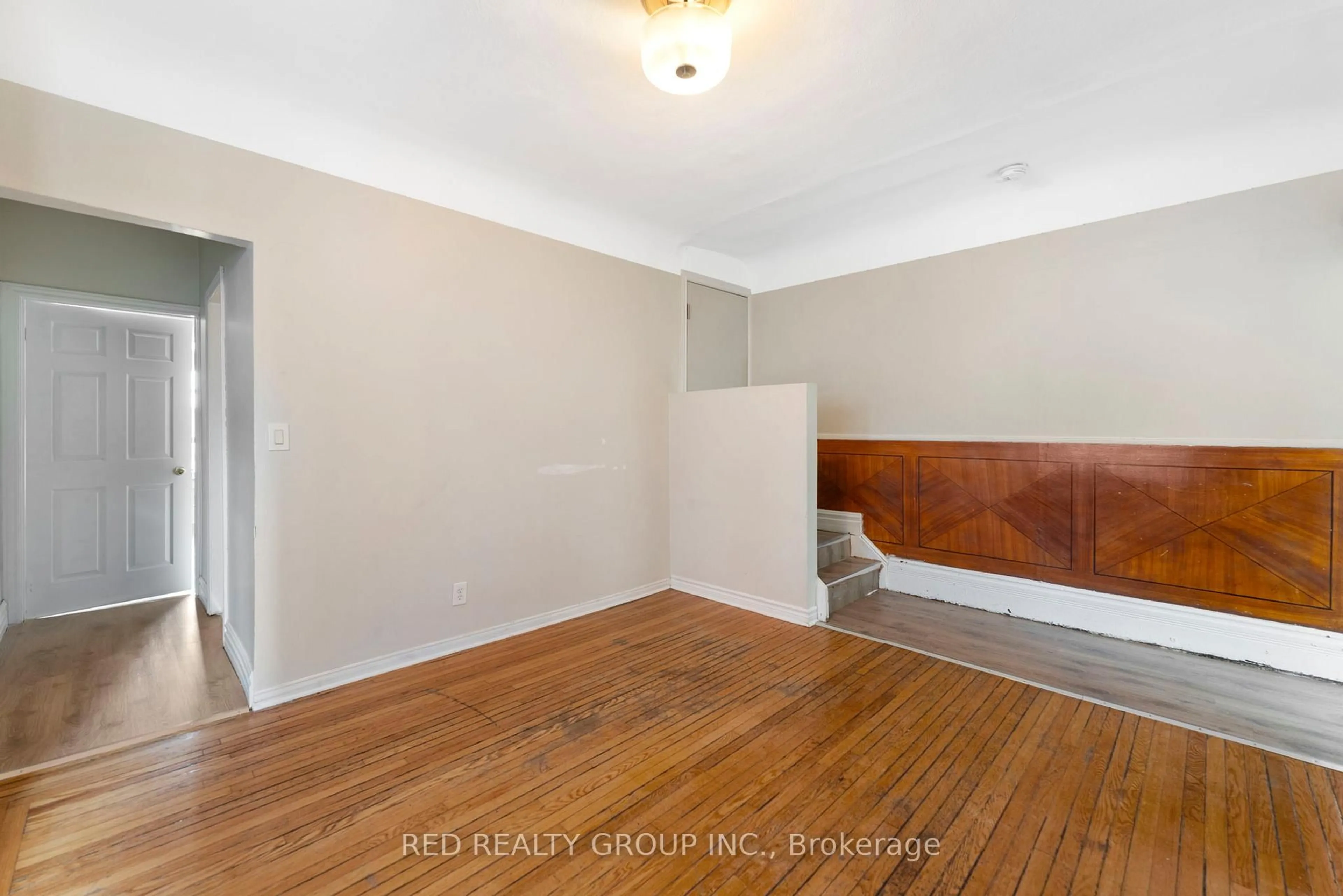 A pic of a room for 89 Beatrice St, Toronto Ontario M6J 2T2