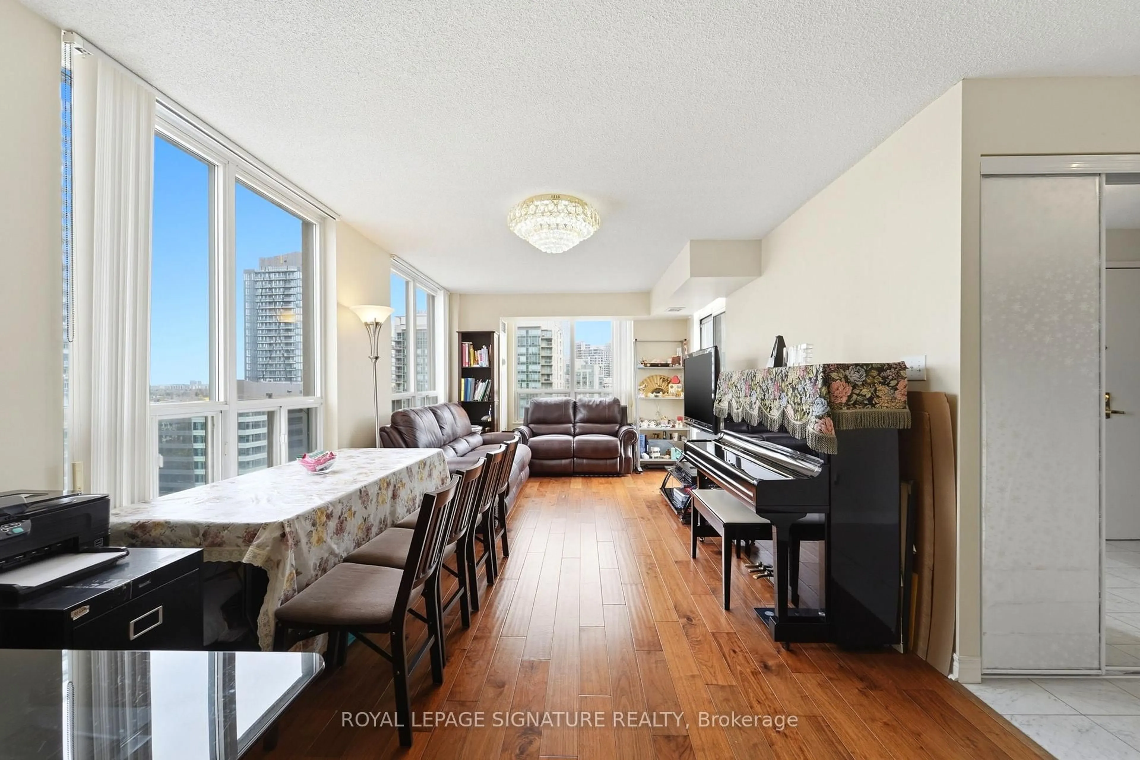 Unknown for 28 Empress Ave #2302, Toronto Ontario M2N 6Z7