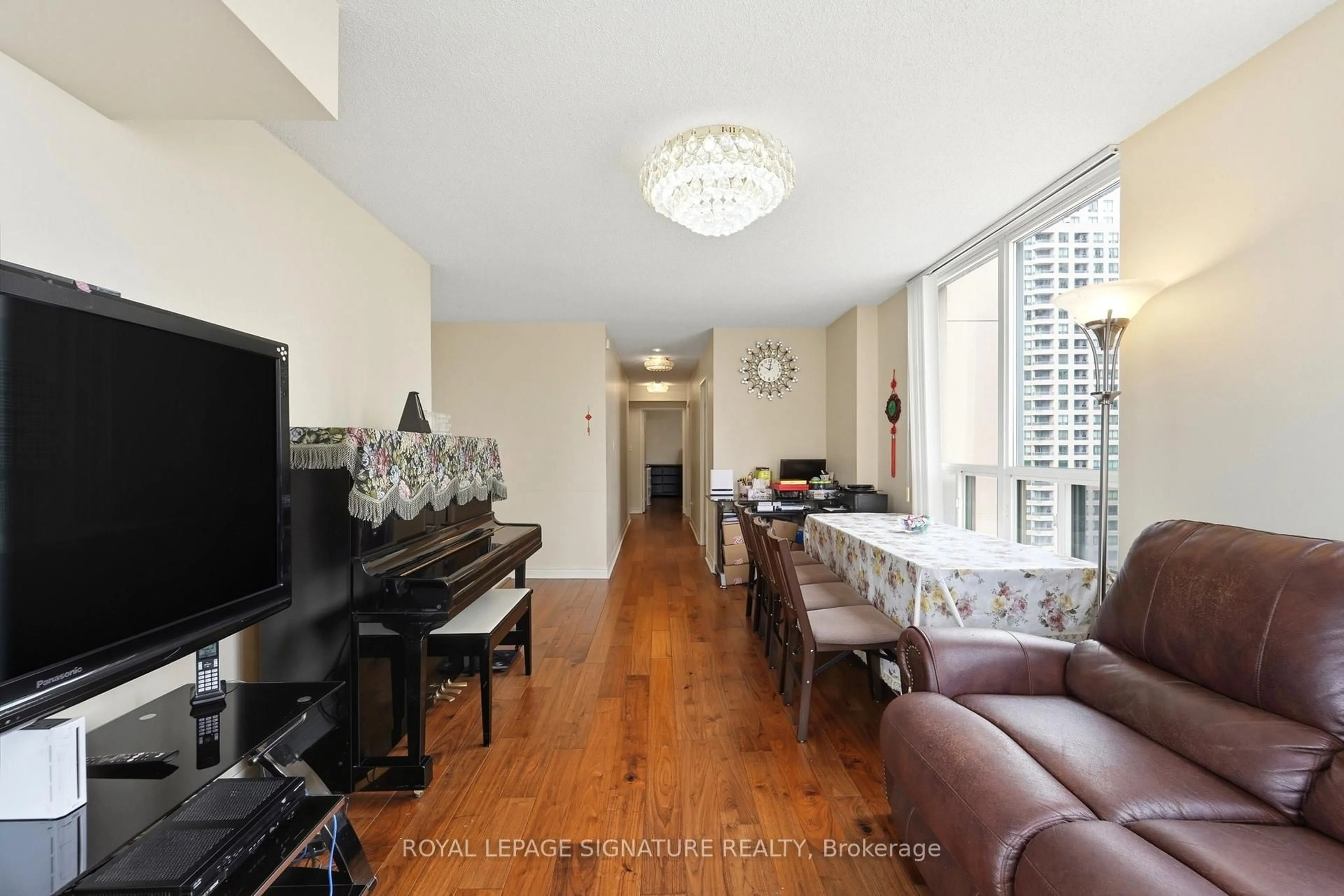 Living room with furniture, unknown for 28 Empress Ave #2302, Toronto Ontario M2N 6Z7