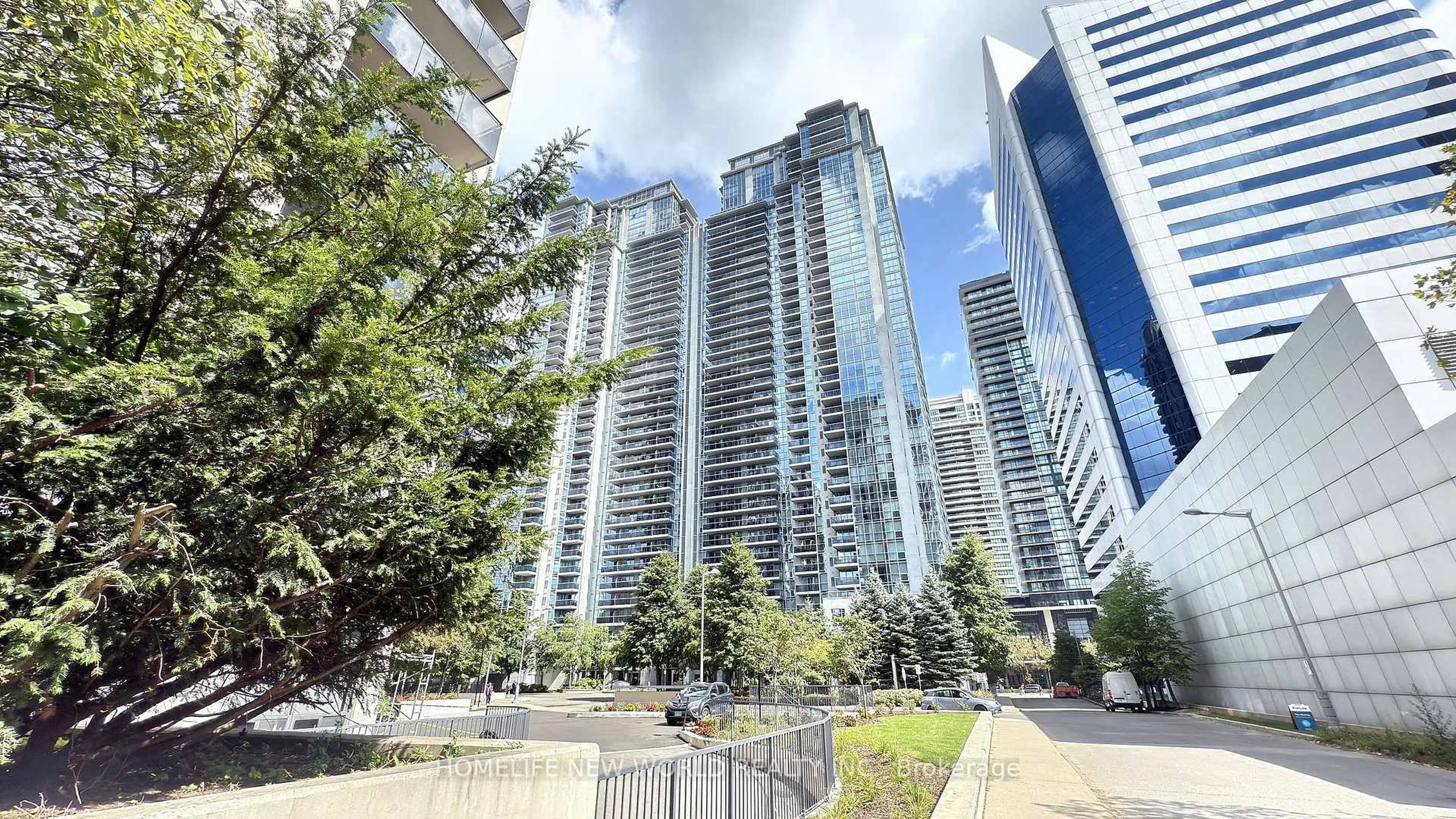 Blurry image for 4978 Yonge St #1209, Toronto Ontario M2N 7G8