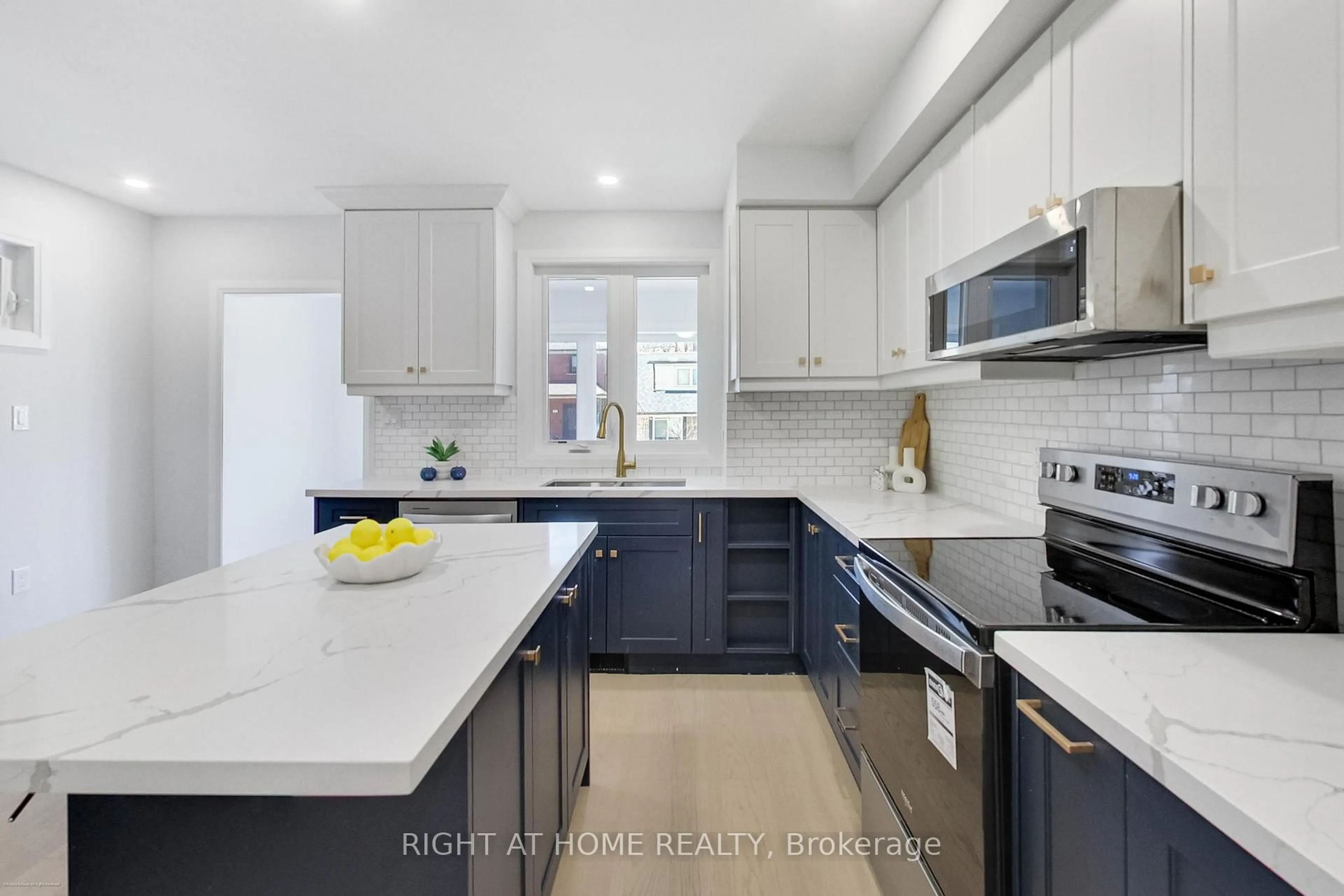 Open concept kitchen, ceramic/tile floor for 259 Robina Ave, Toronto Ontario M6C 3Y9