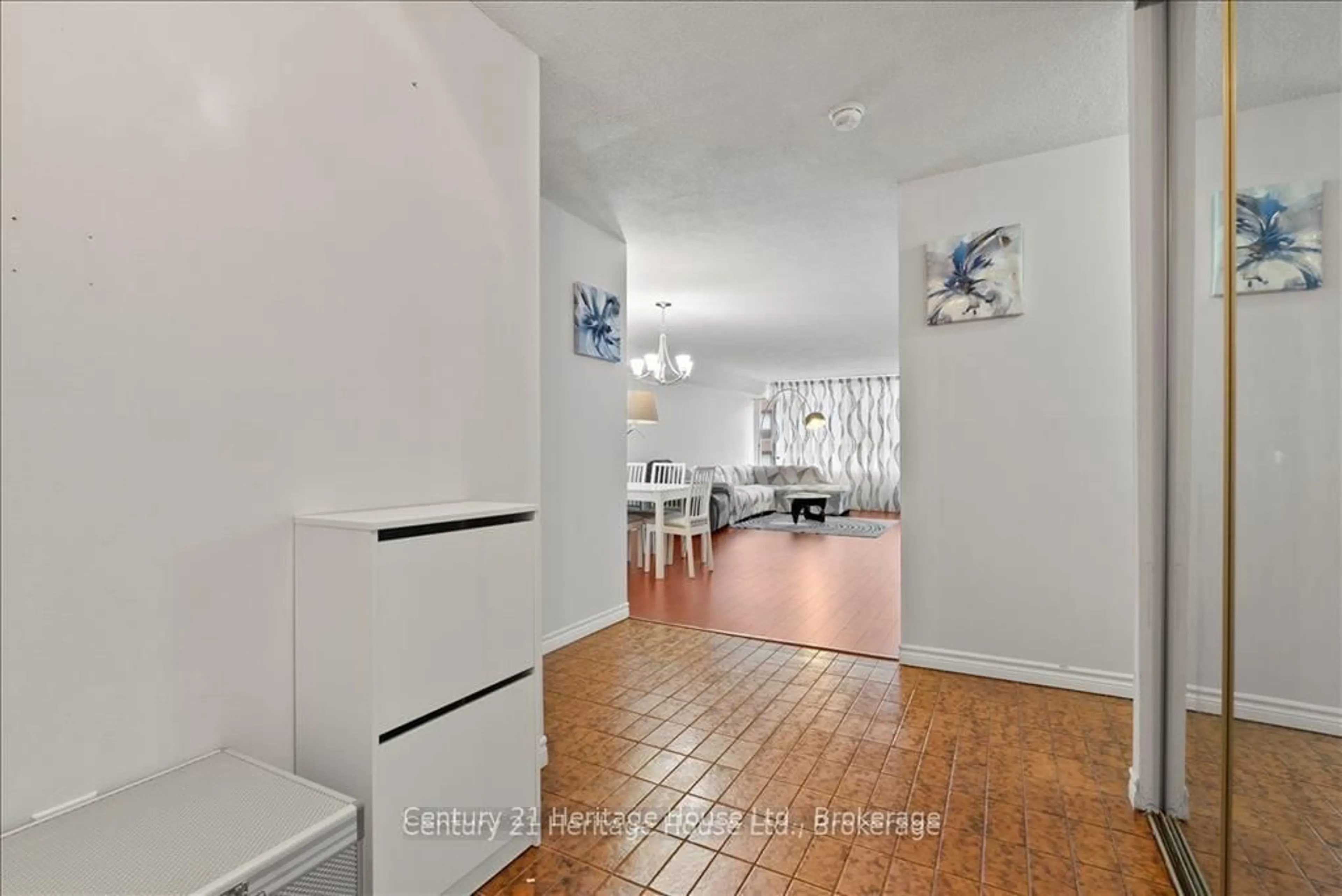 Unknown for 45 Carlton St #609, Toronto Ontario M5B 2H9
