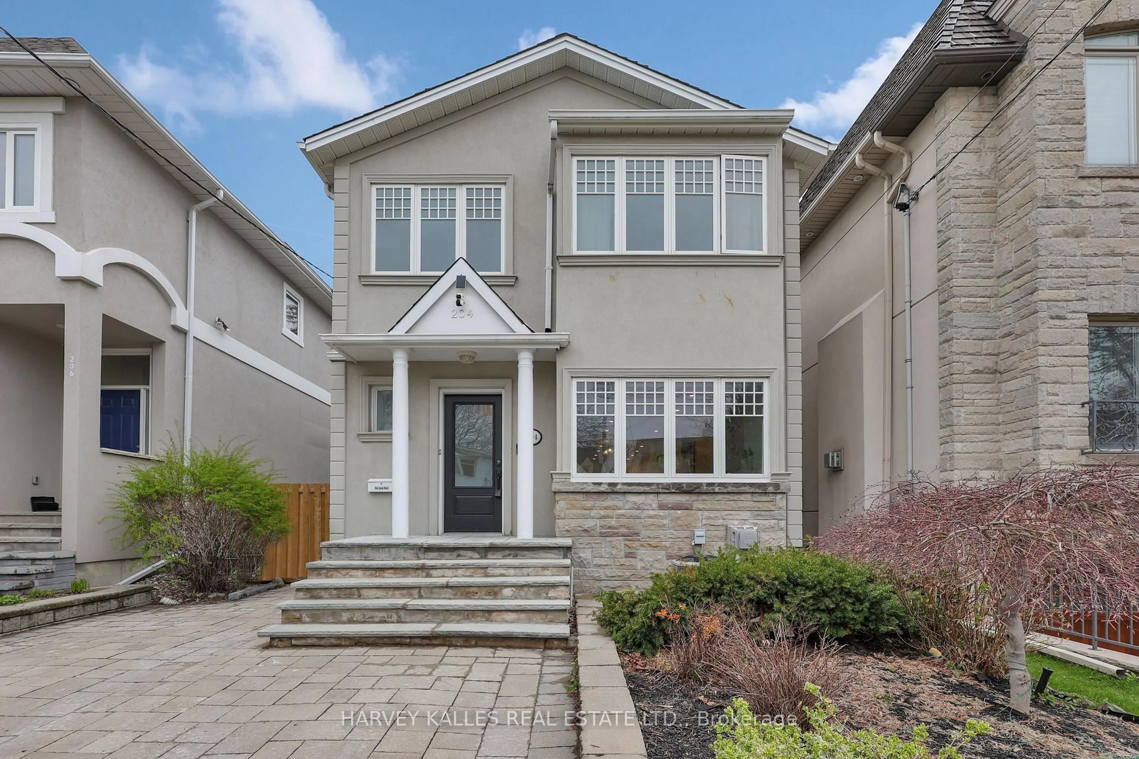 Home with brick exterior material, street for 204 Brooke Ave, Toronto Ontario M5M 2K6