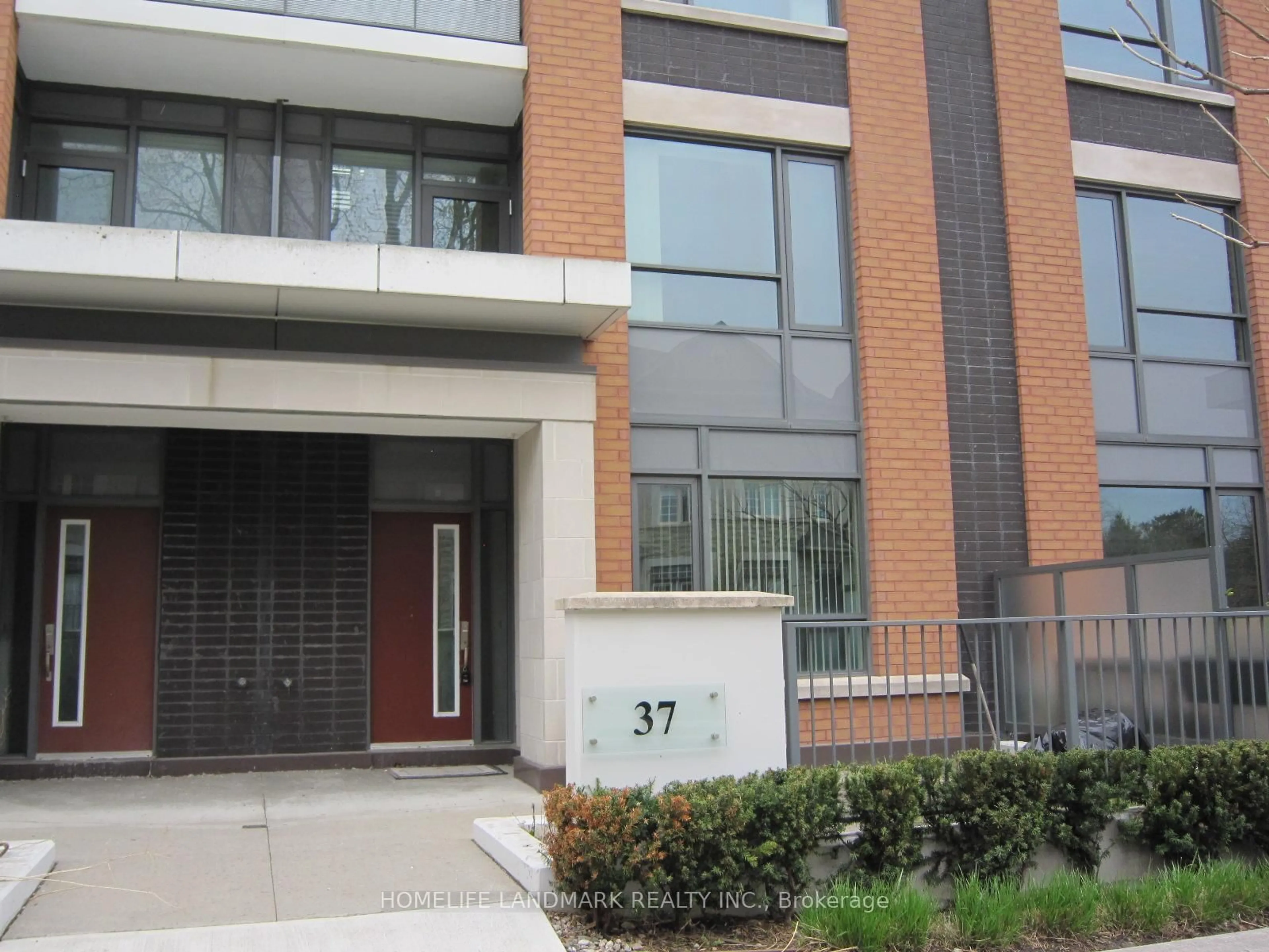 Unknown for 37 Horsham Ave Ave #TH108, Toronto Ontario M2N 0J3