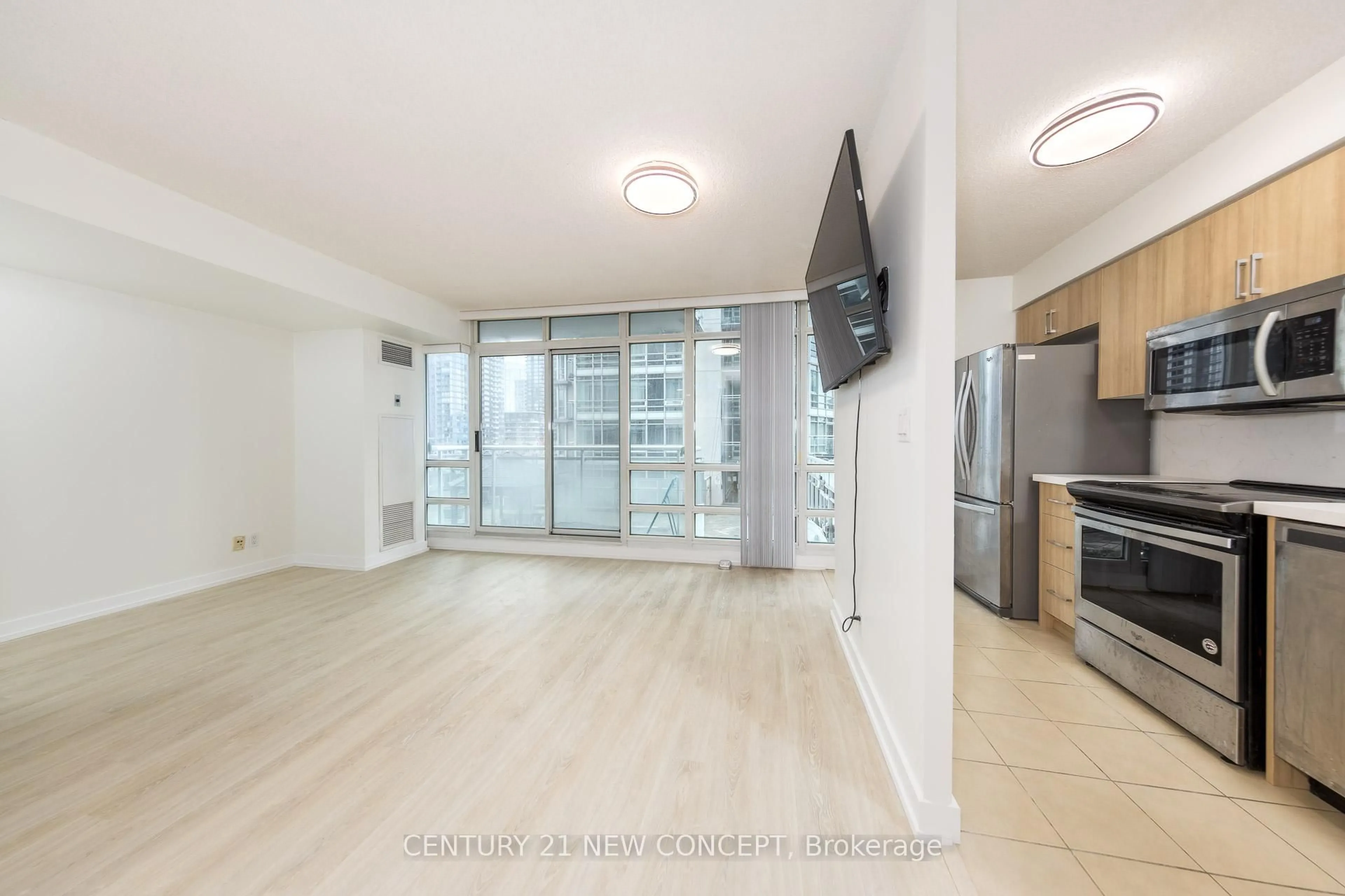 Unknown for 381 Front St #501, Toronto Ontario M5V 3R8