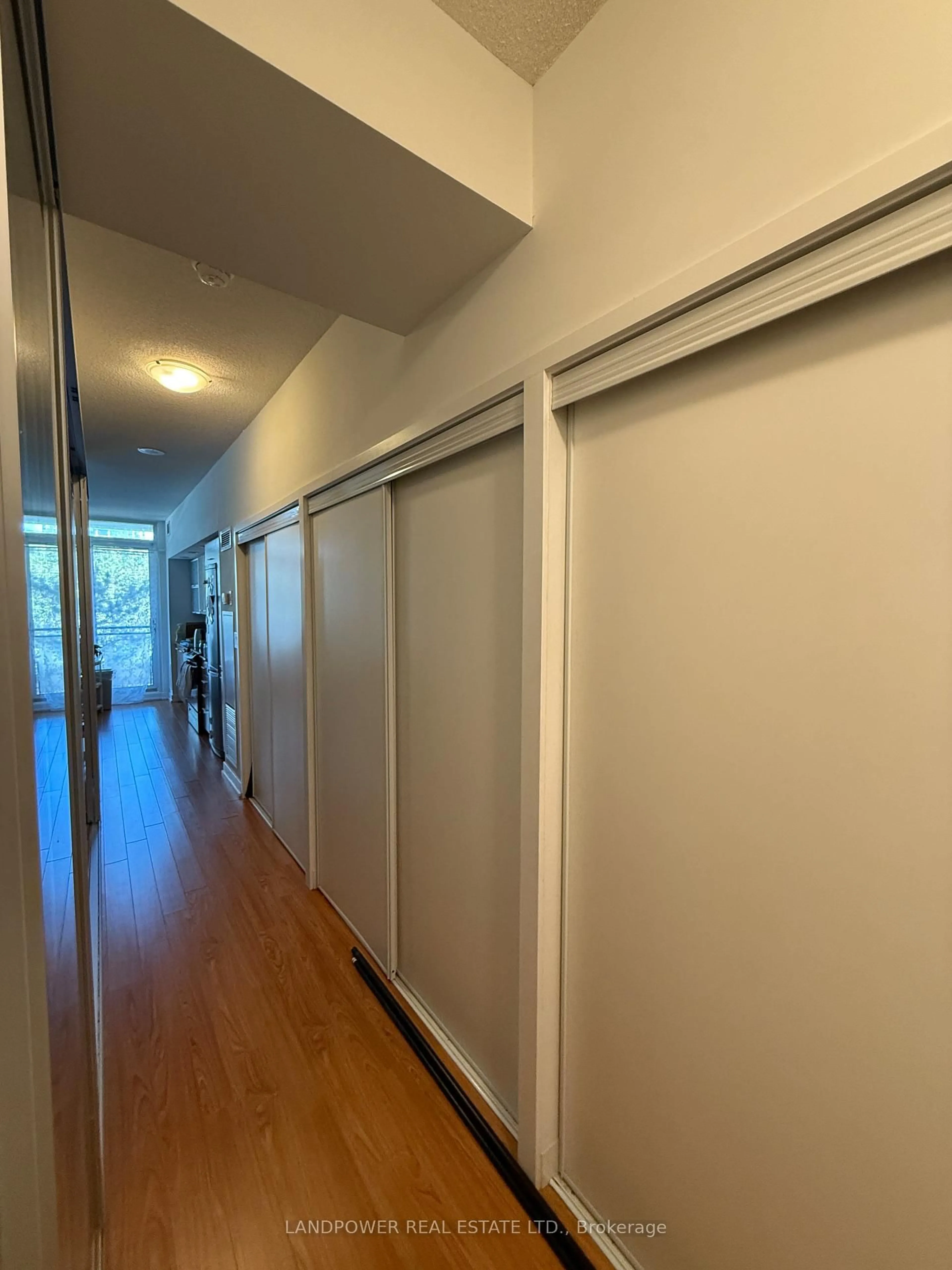 Unknown for 8 Telegram Mews #335, Toronto Ontario M5V 3Z5