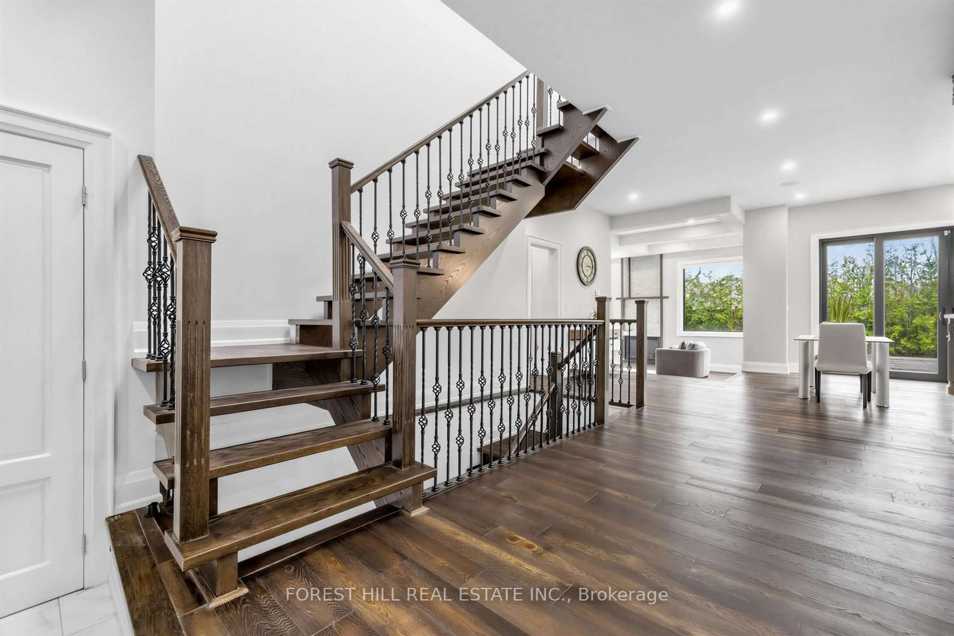 Stairs for 28 Camwood Cres, Toronto Ontario M3A 3L2