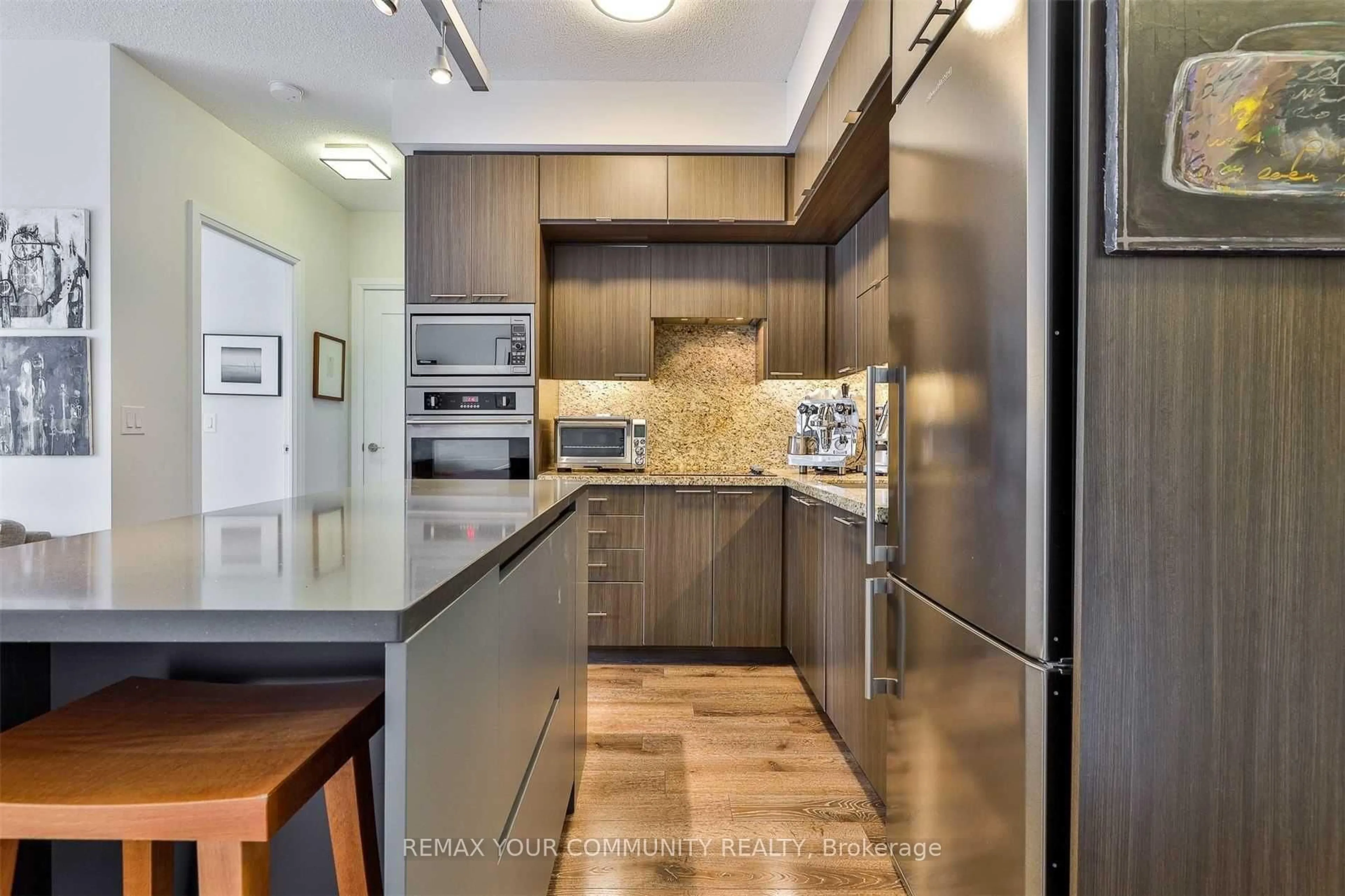 Contemporary kitchen, unknown for 120 Harrison Garden Blvd #533, Toronto Ontario M2N 0H1
