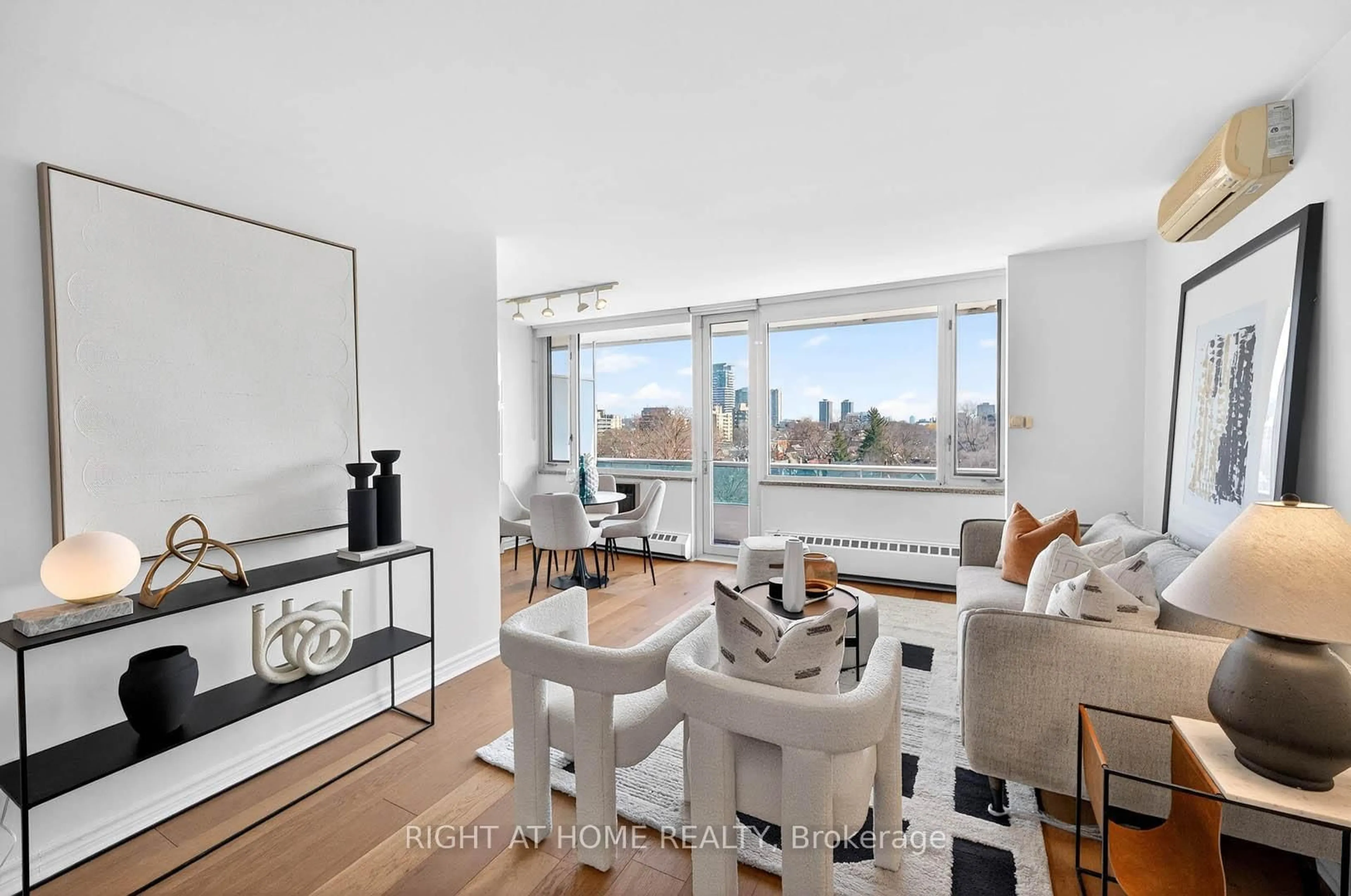 Living room with furniture, floor is not visible for 74 Spadina Rd #701, Toronto Ontario M5R 2T5