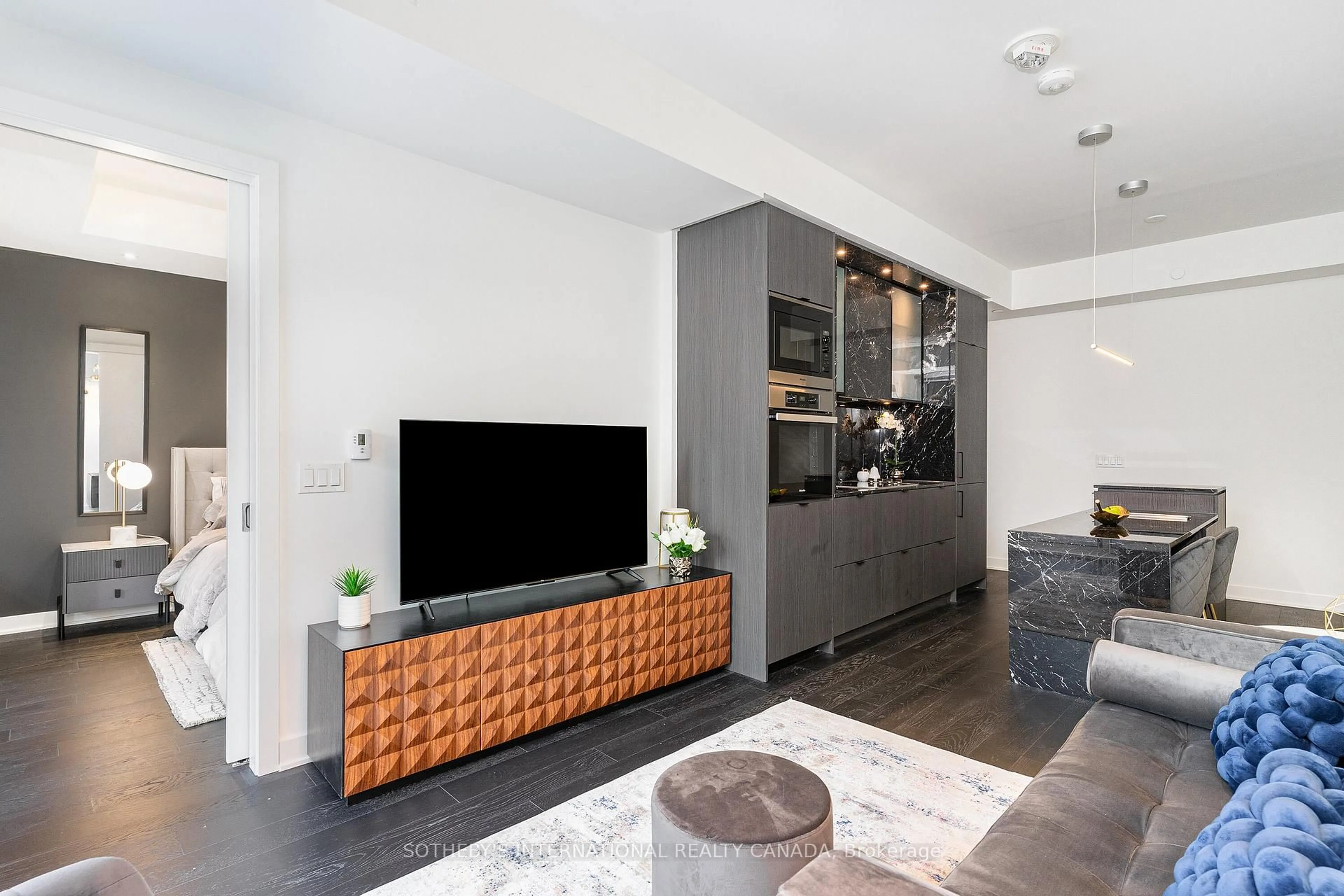 Home theater for 11 Yorkville Ave #1111, Toronto Ontario M4W 0B7