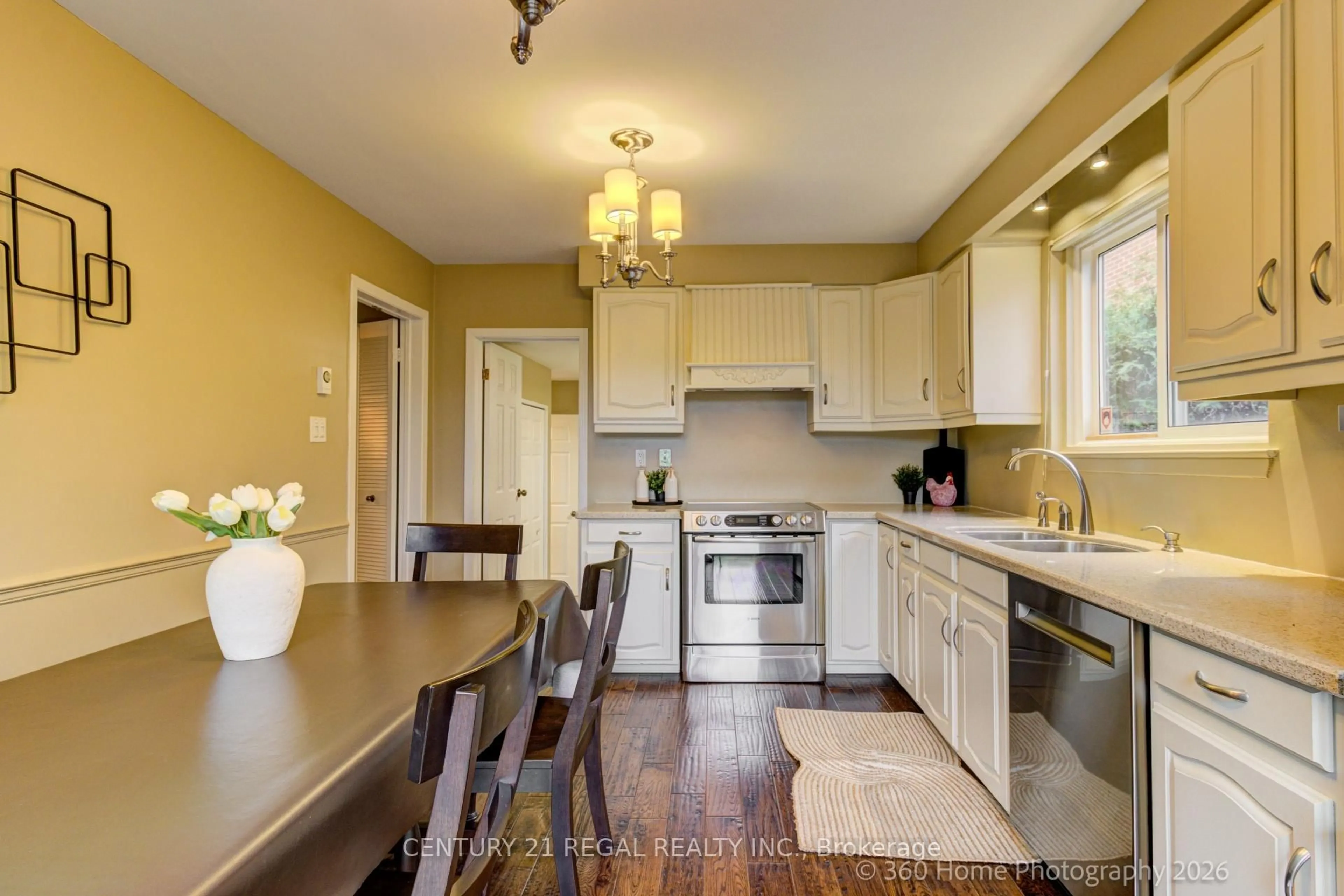 Open concept kitchen, unknown for 59 Beveridge Dr, Toronto Ontario M3A 1P1