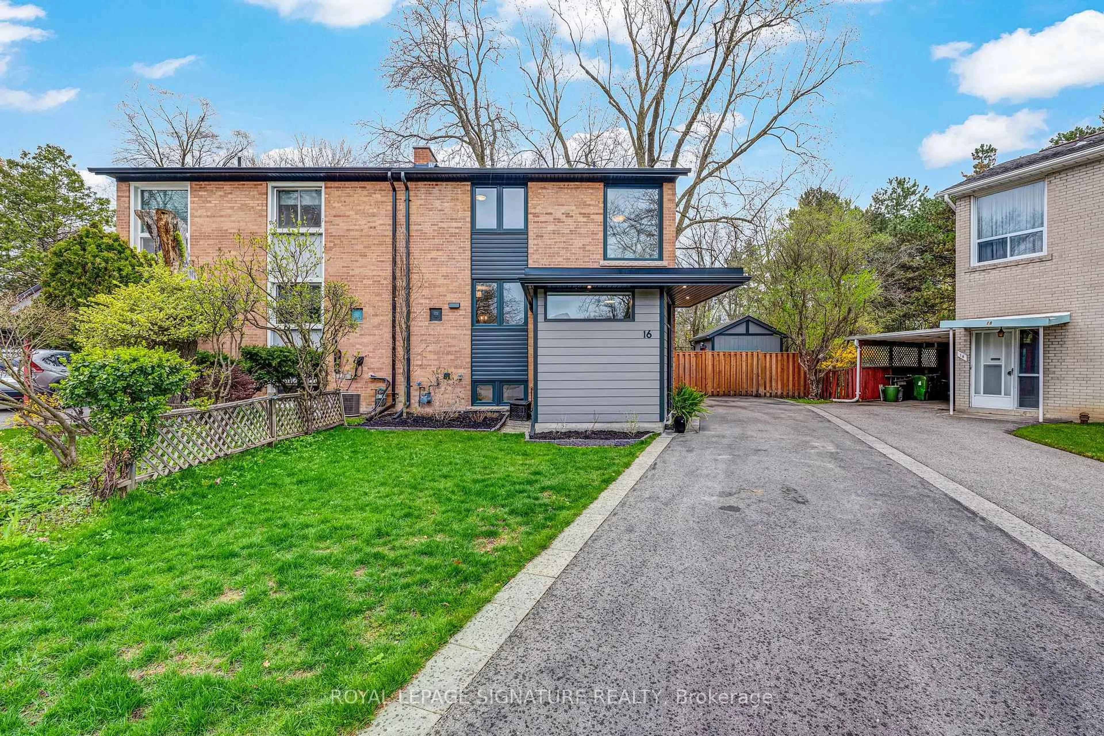 Home with brick exterior material, street for 16 Veery Pl, Toronto Ontario M3C 2E1