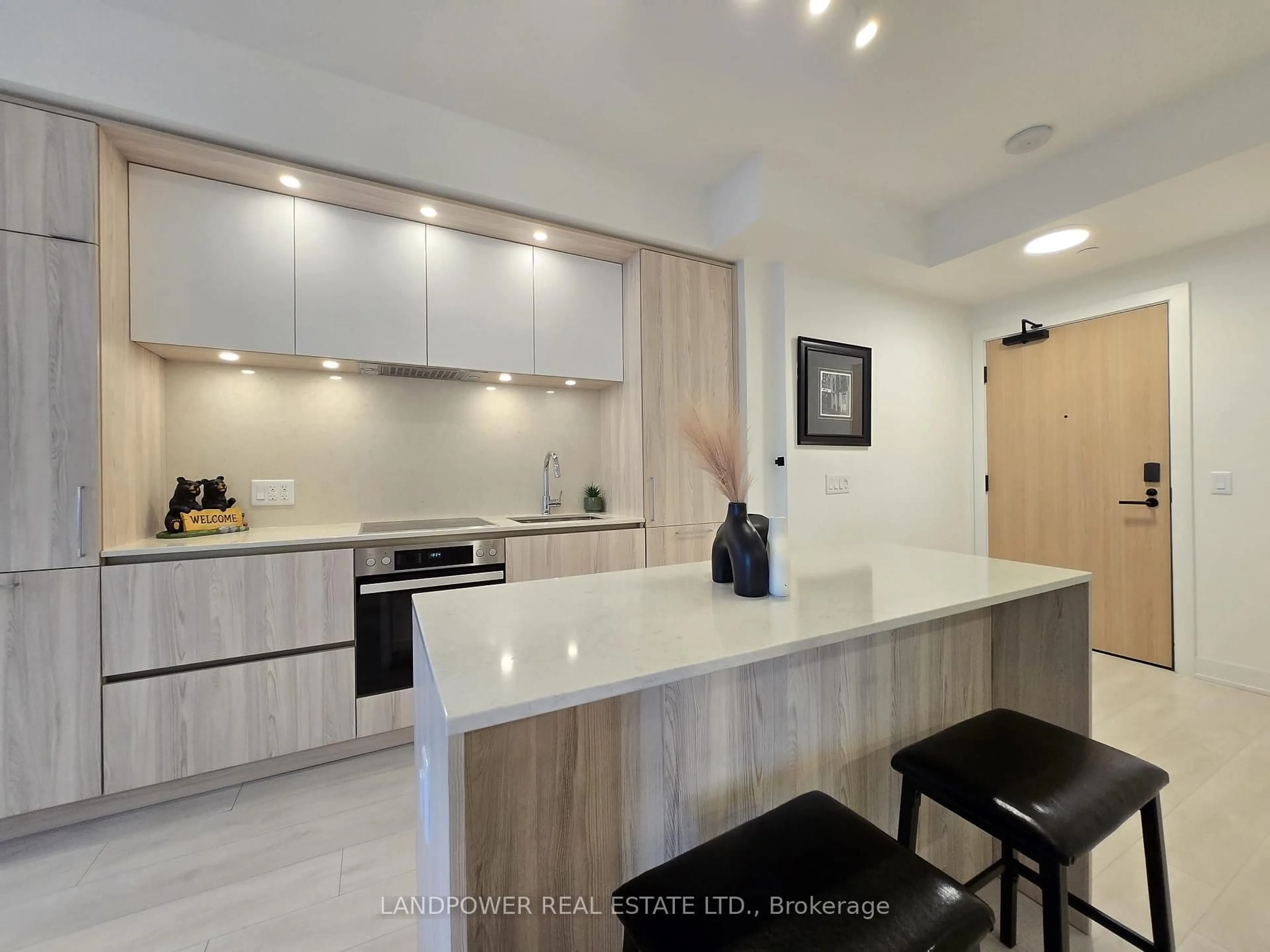 Contemporary kitchen, unknown for 15 Mercer St #2603, Toronto Ontario M5V 0T8