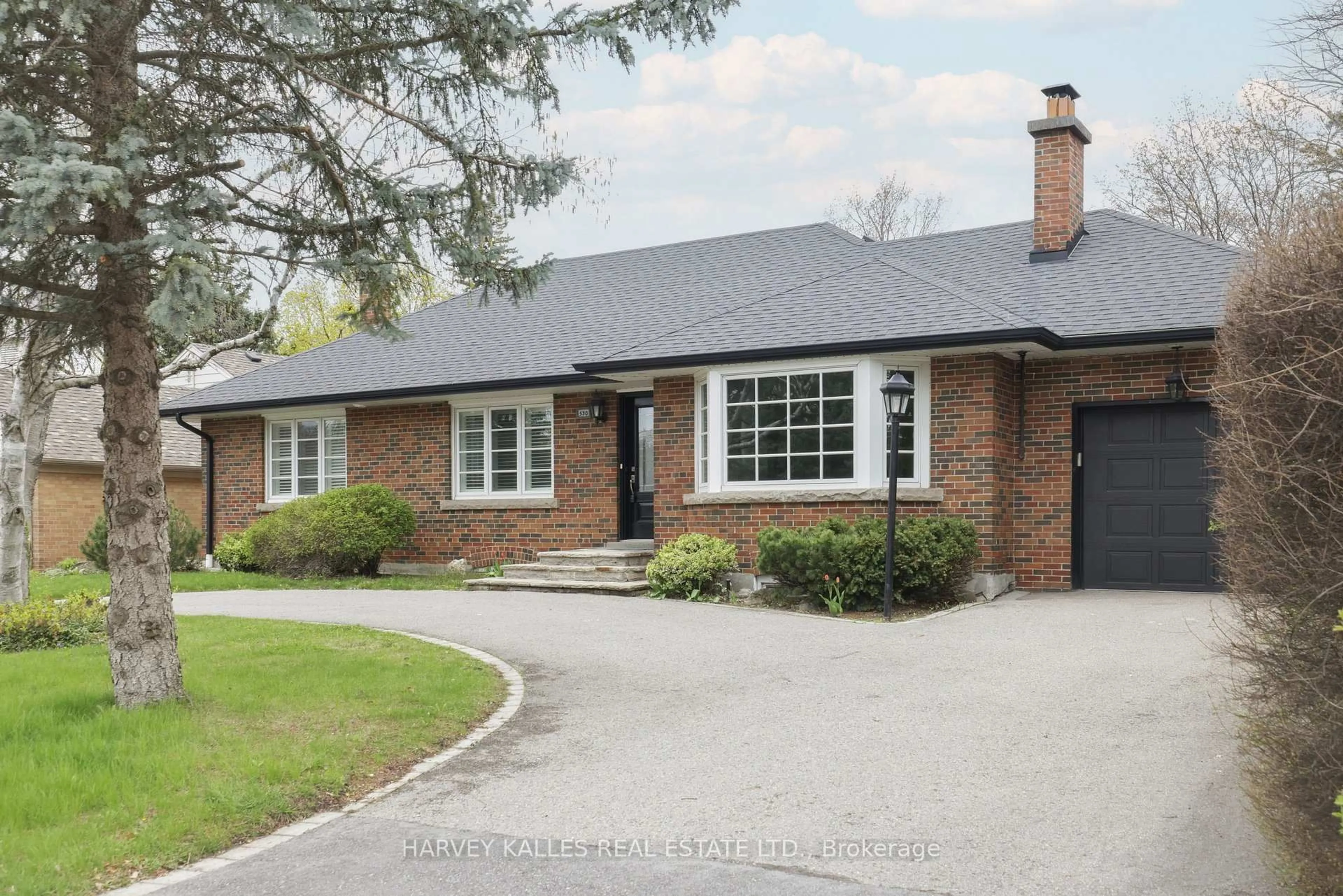 Home with brick exterior material, street for 530 Blythwood Rd, Toronto Ontario M4N 1B3