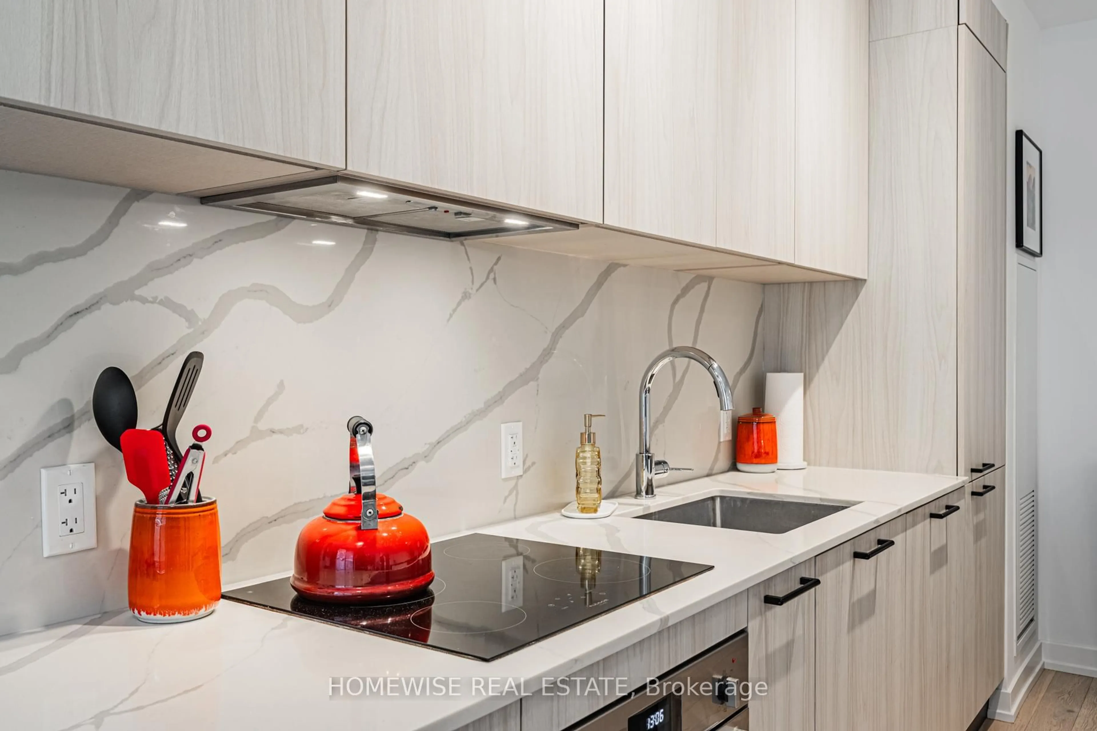 Contemporary kitchen, ceramic/tile floor for 200 Sudbury St #208, Toronto Ontario M6J 0H1