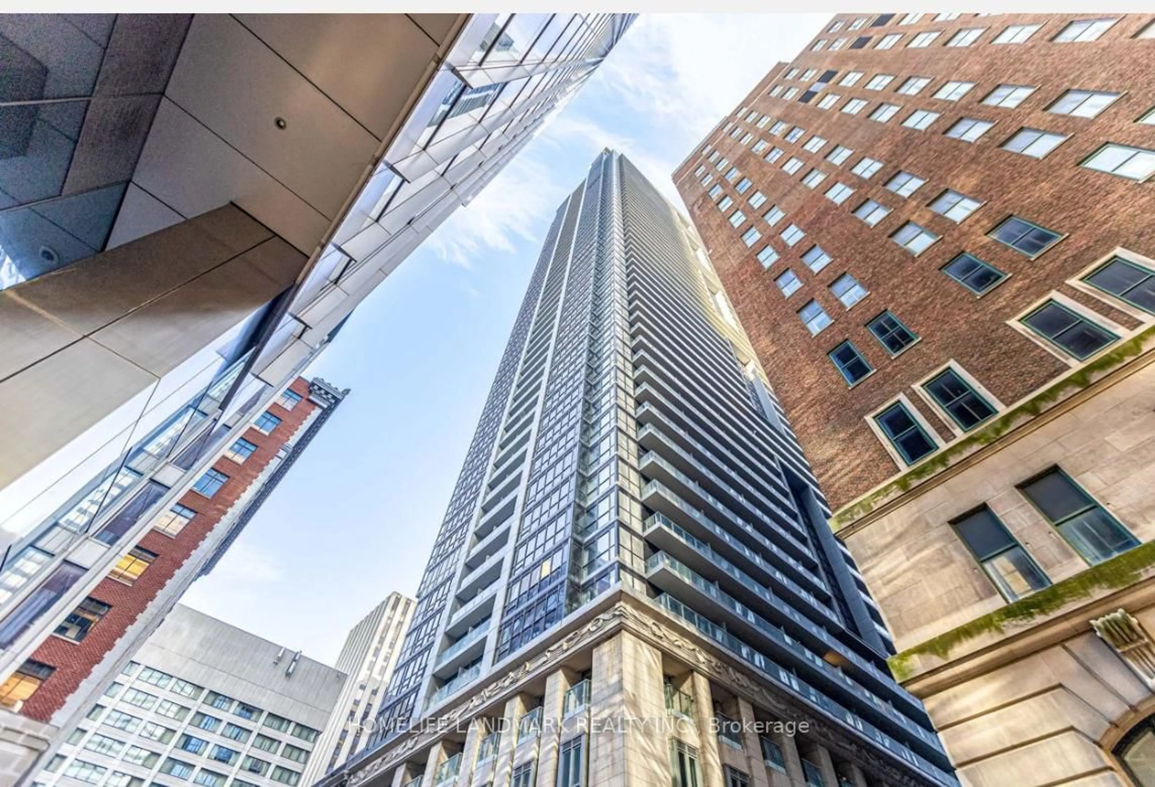 Unknown for 70 tempenrance St #1215, Toronto Ontario M5H 4E8