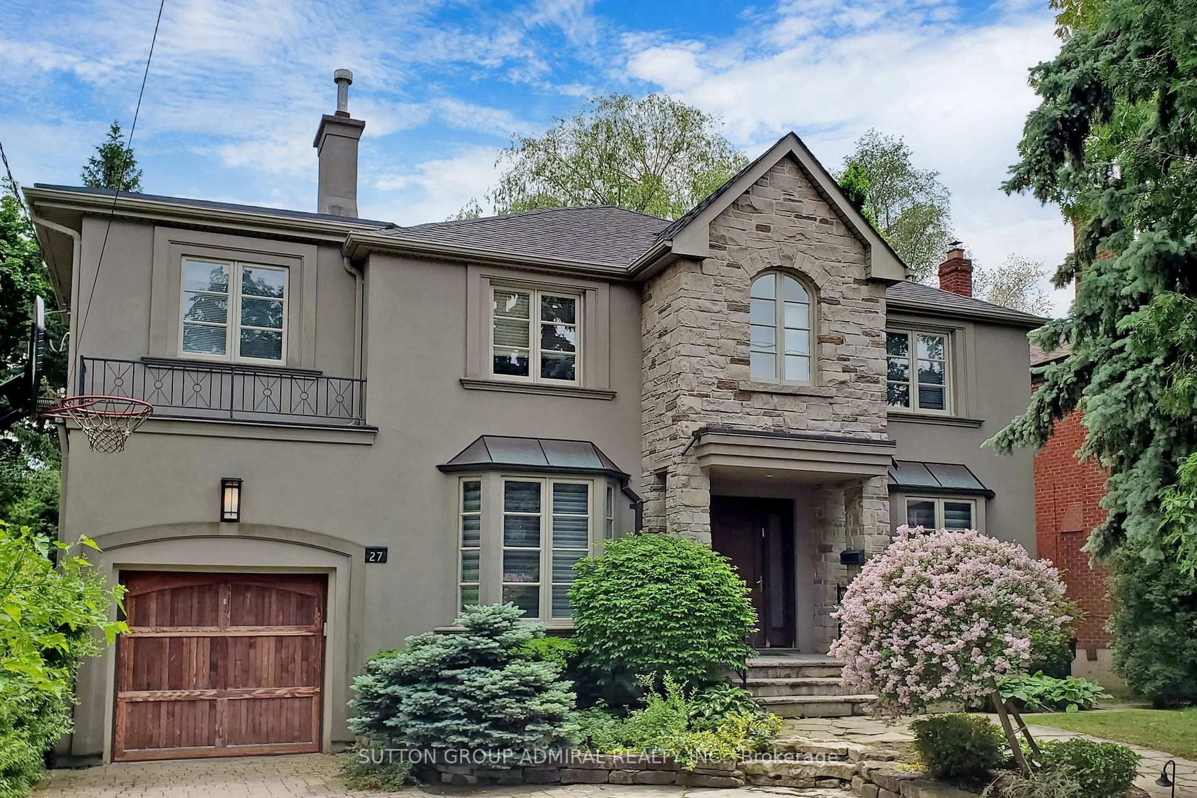Home with brick exterior material, street for 27 Shelborne Ave, Toronto Ontario M5N 1Y8